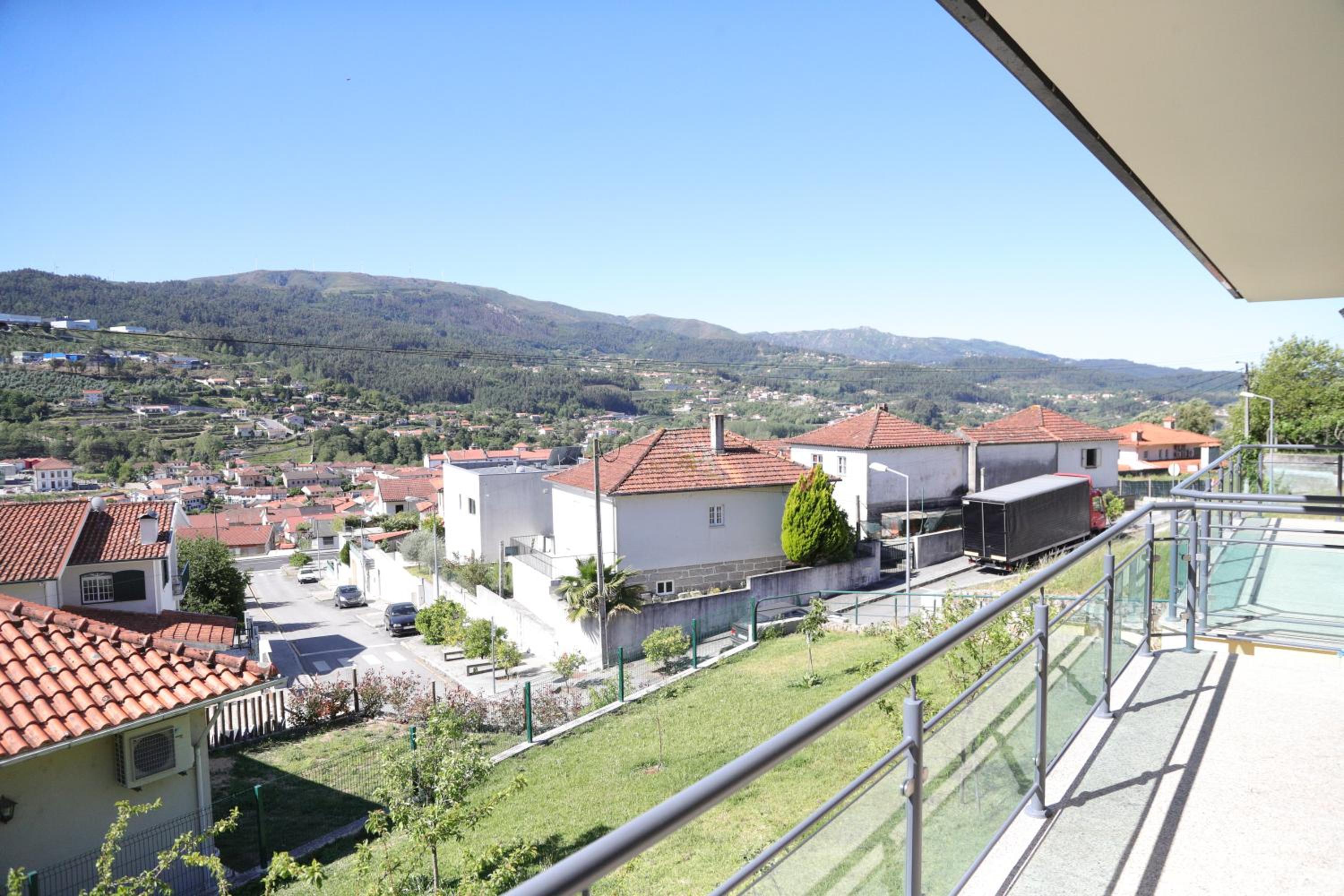 Double Room with Balcony - Photo 2