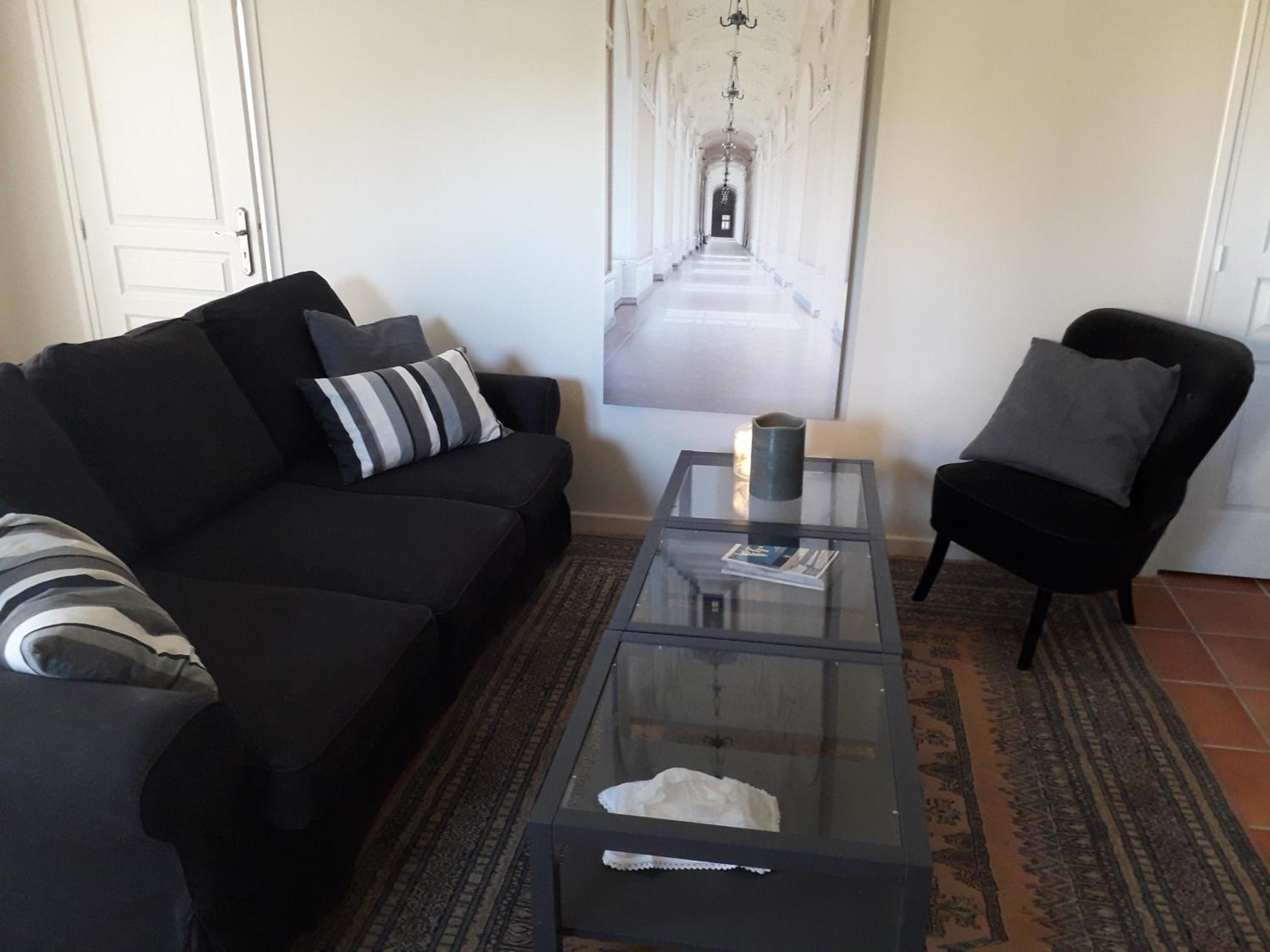 Apartment with Garden View - Photo 6