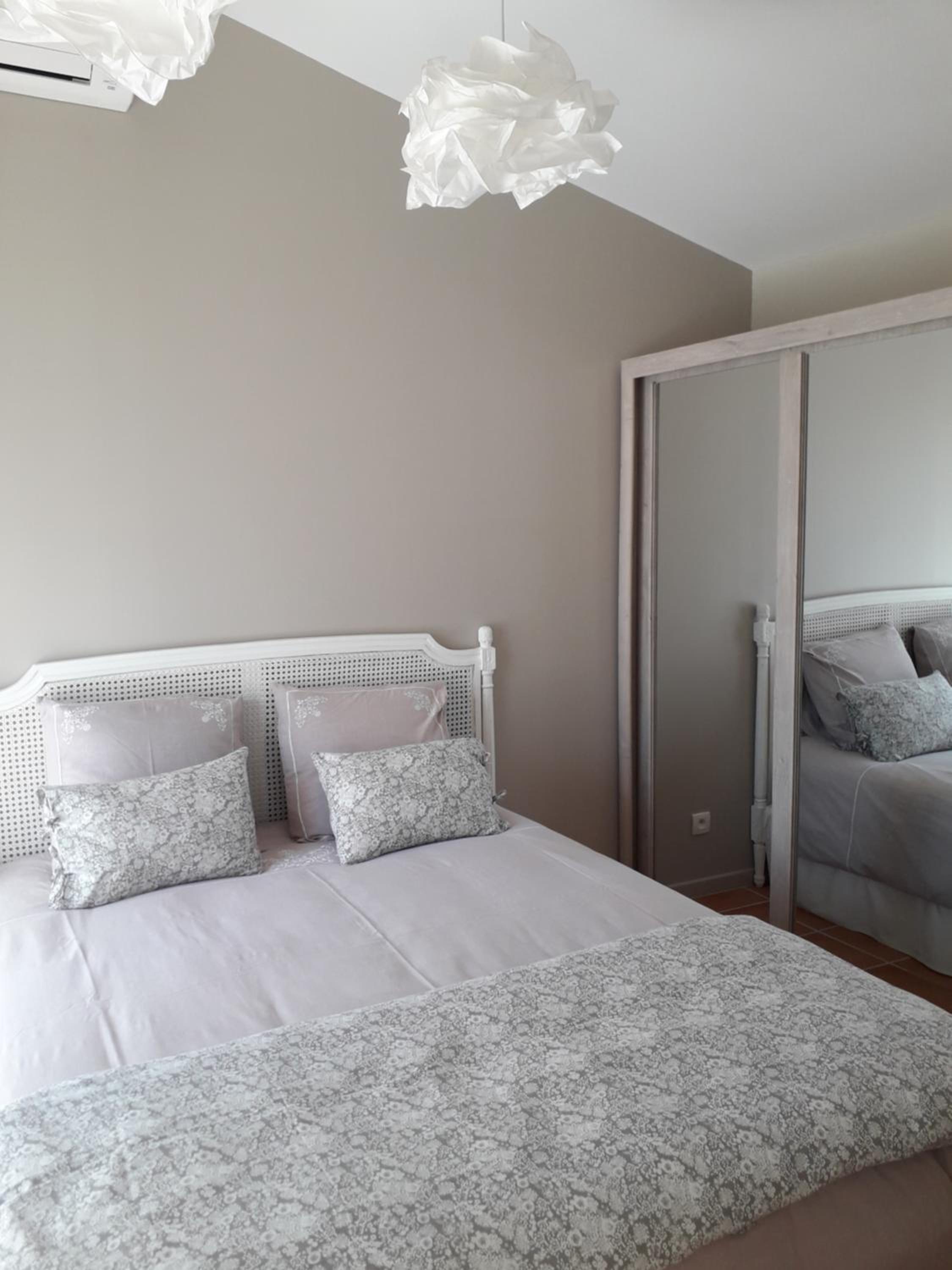 Apartment with Garden View - Photo 12