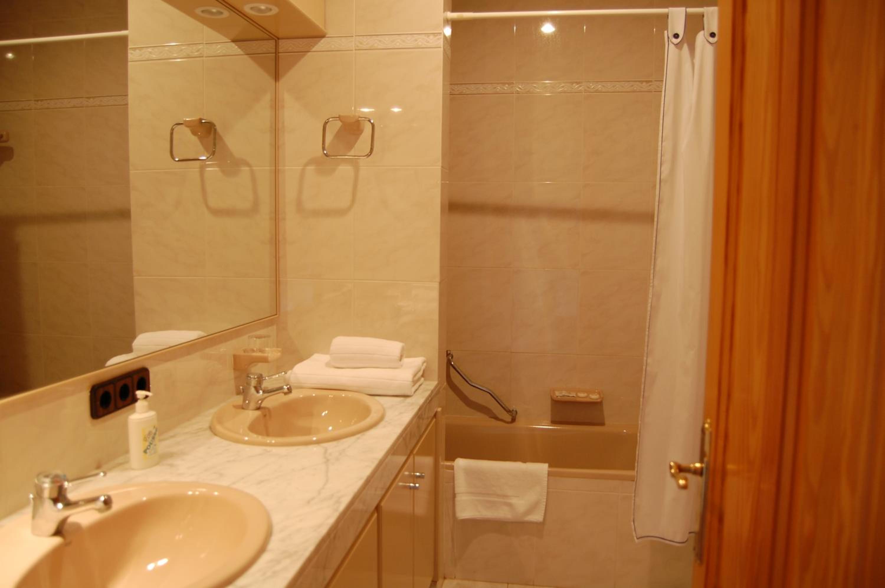 Twin Room with View photo 3