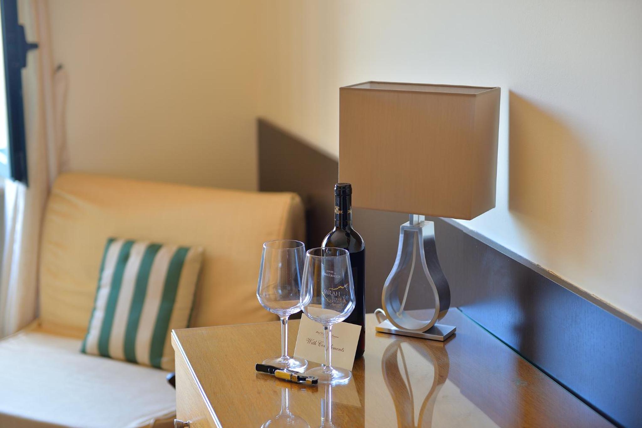 Standard Double Room with Sea View photo 2