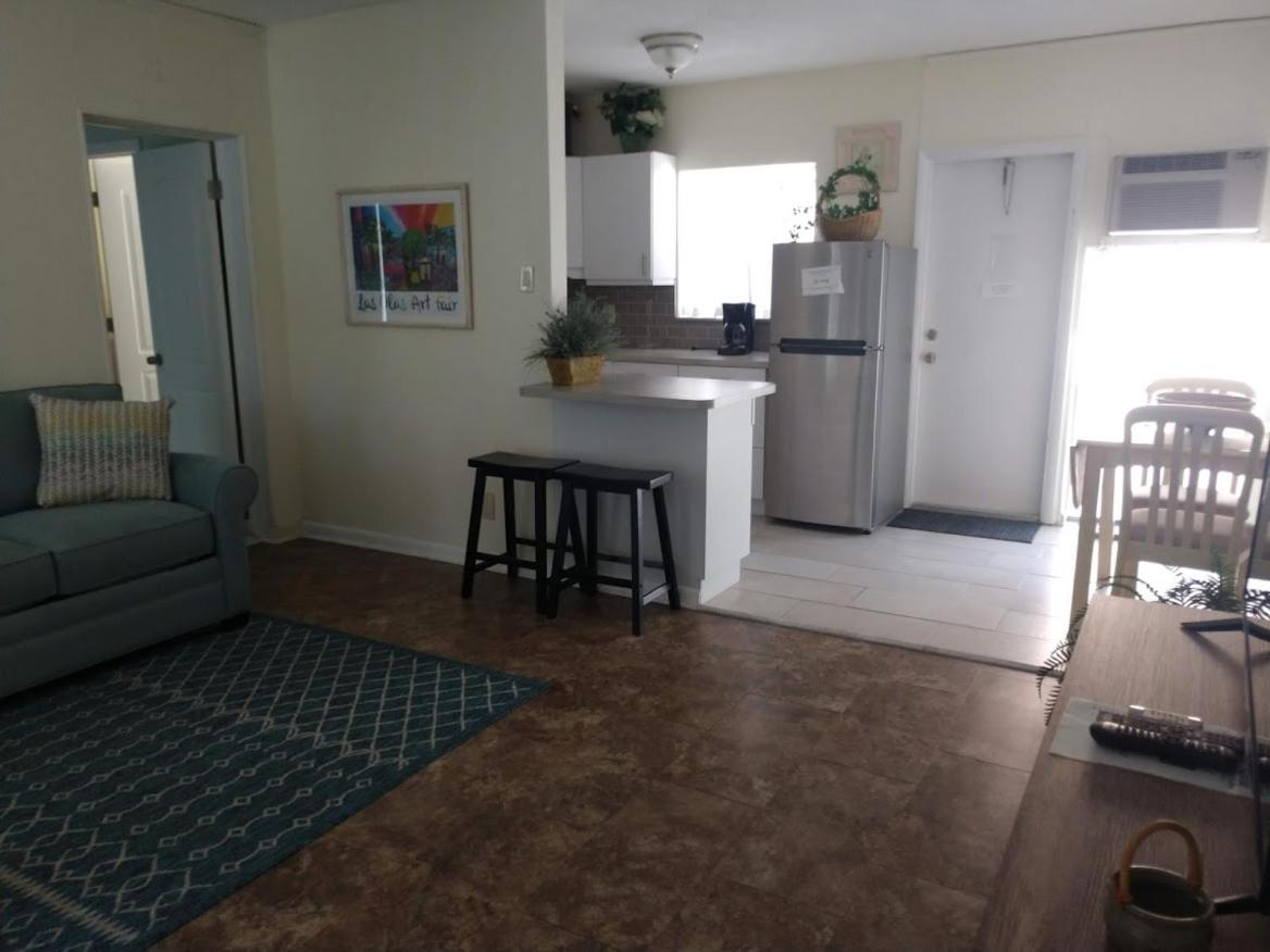 Apartment - Ground Floor photo 3