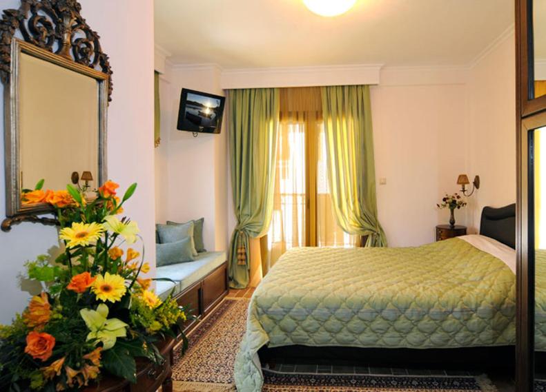 Double Room with Lake View photo 3