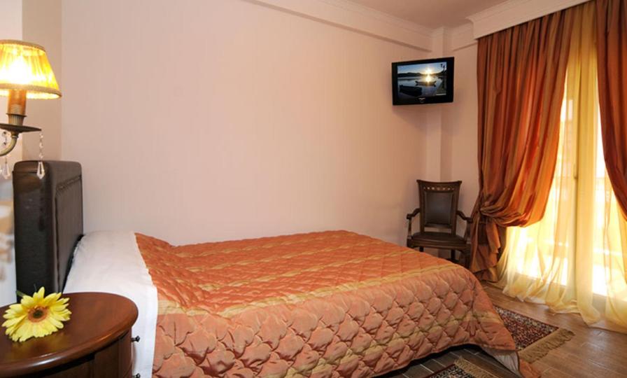 Double Room with Lake View photo 3