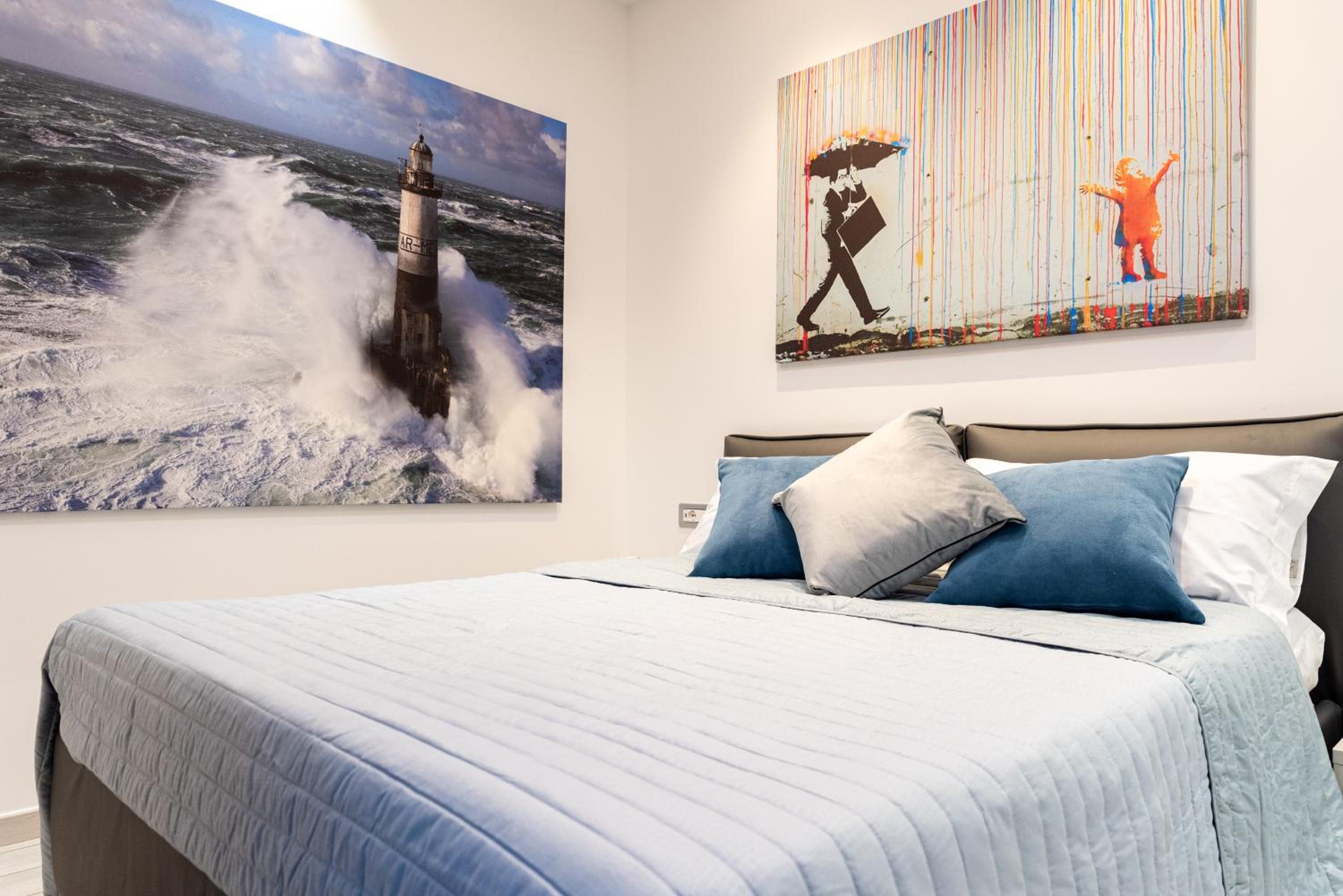 Deluxe Double Room (2 Adults + 1 Child)