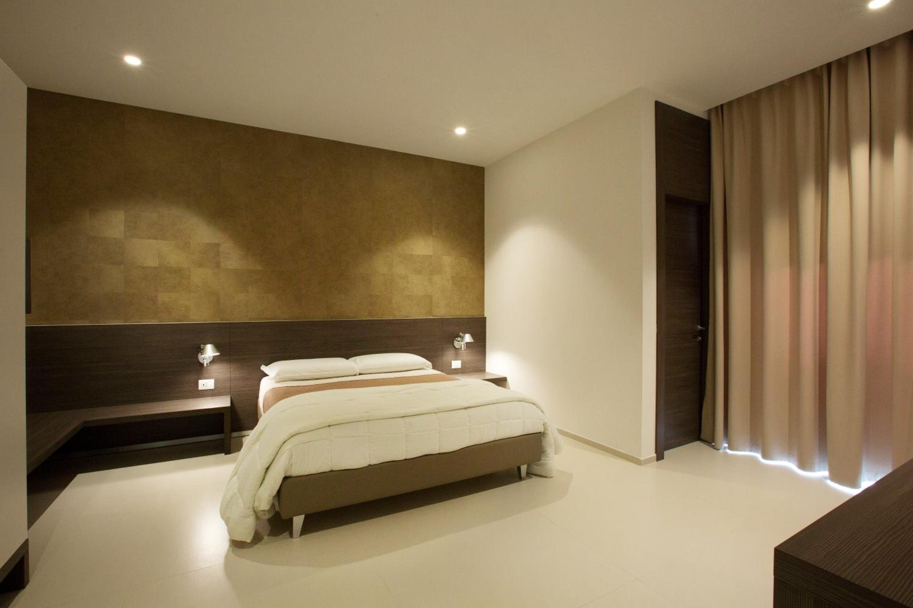 Classic Quadruple Room