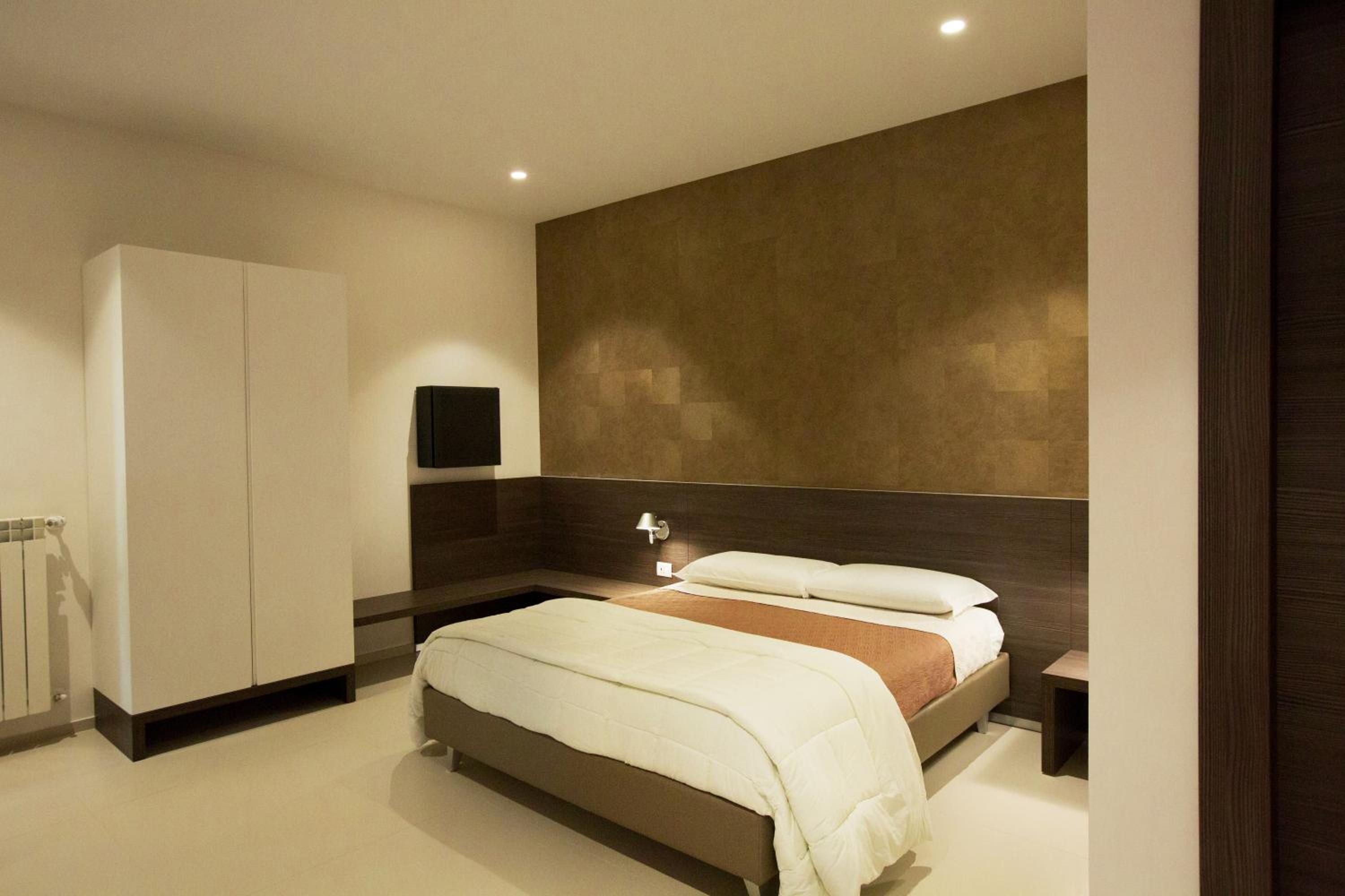 Classic Quadruple Room photo 2