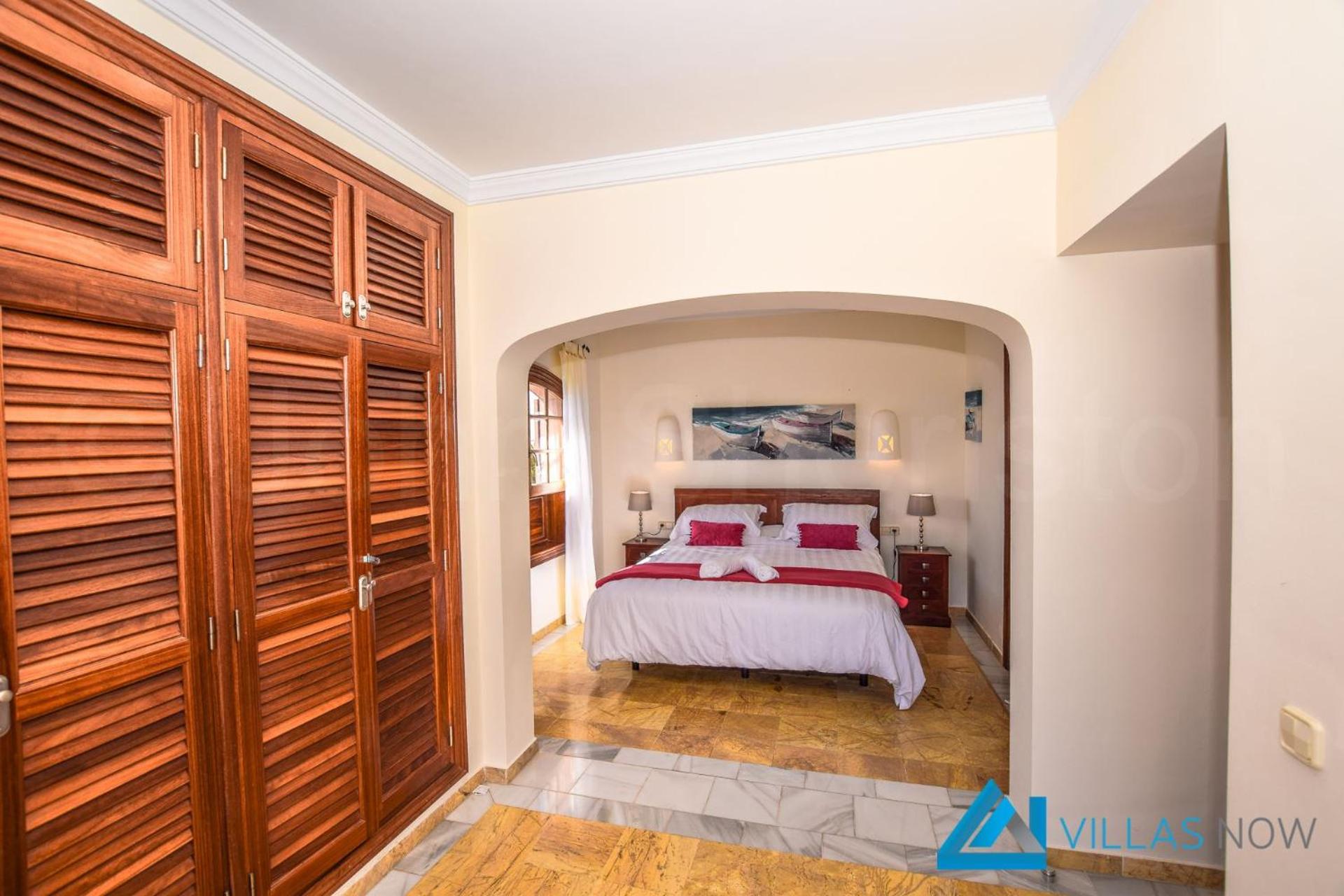 Villa con piscina privada