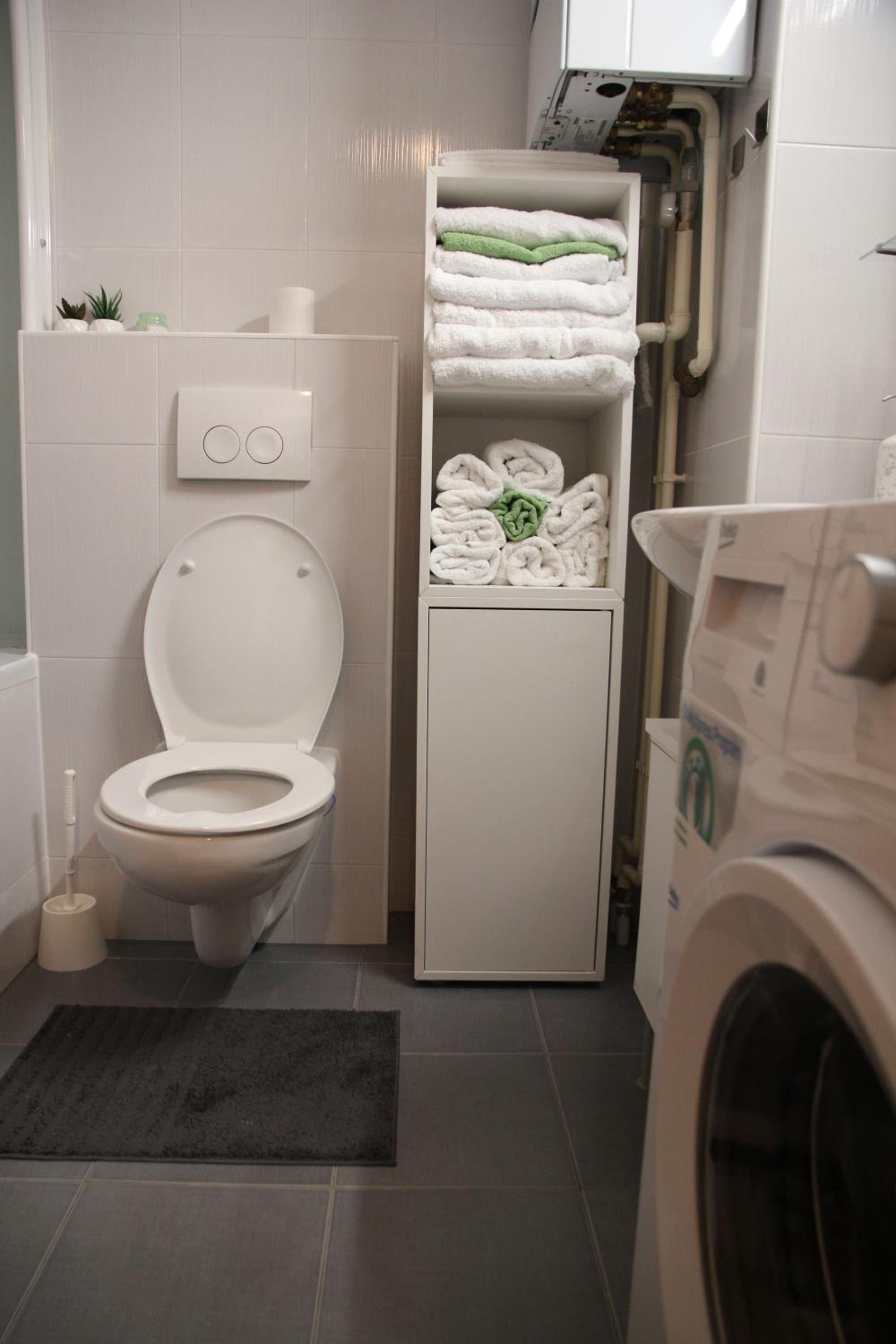 One-Bedroom Apartment - Photo 20