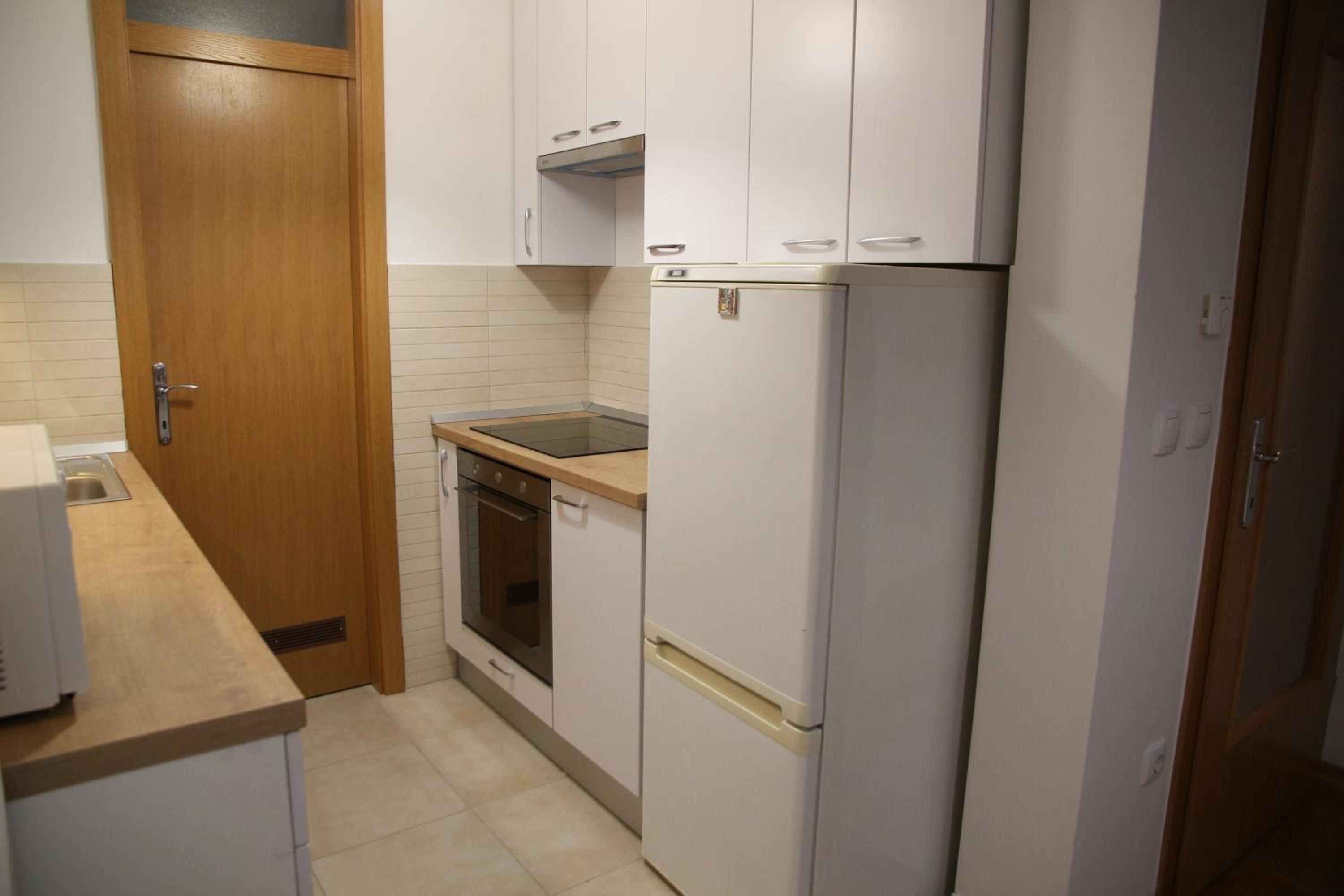 One-Bedroom Apartment - Photo 52