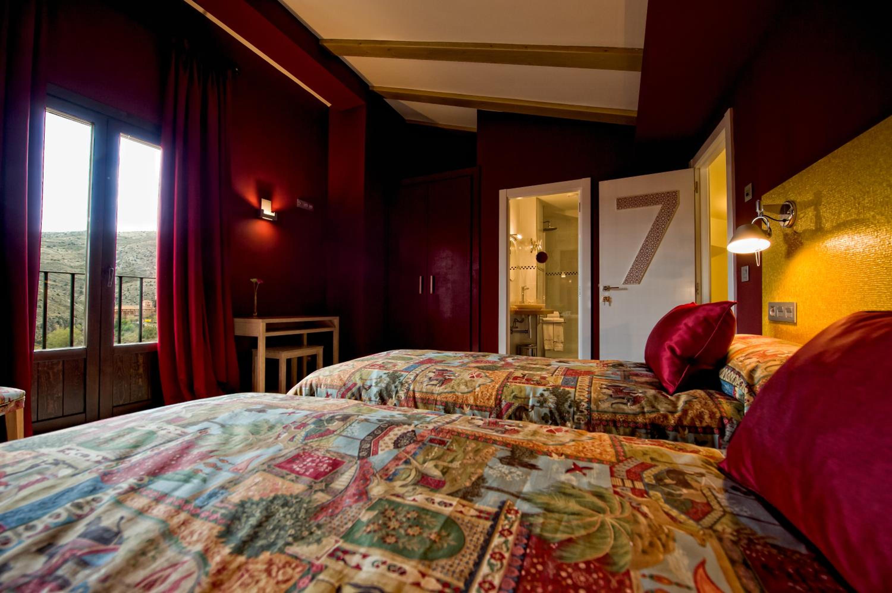 Double or Twin Room - Photo 6