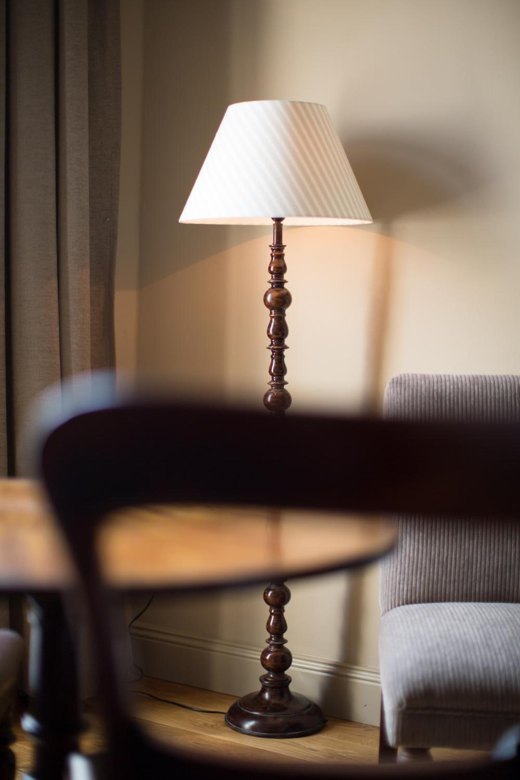 Corner Suite - Photo 3