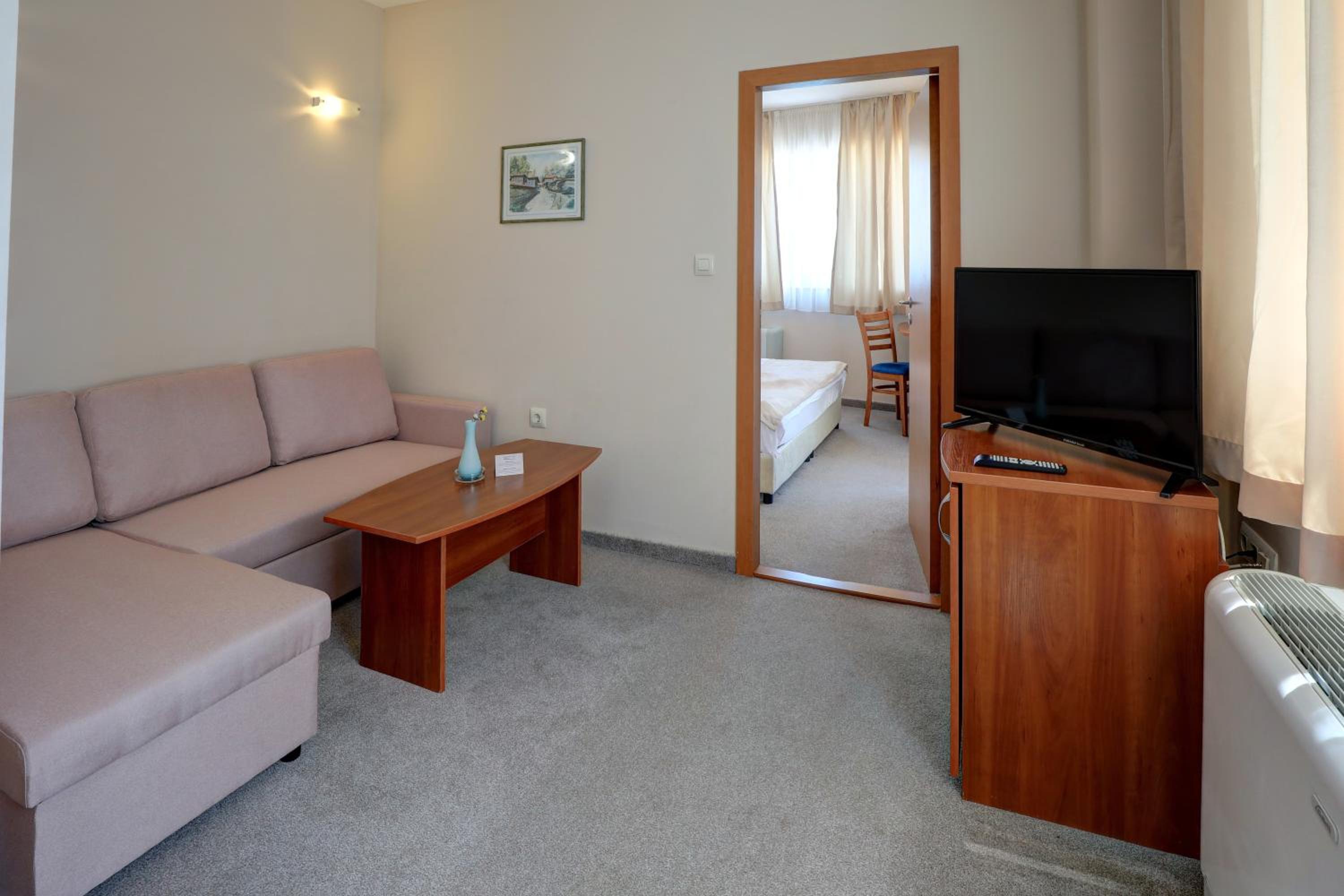 Apartment (3 Adults + 1  Children) photo 1