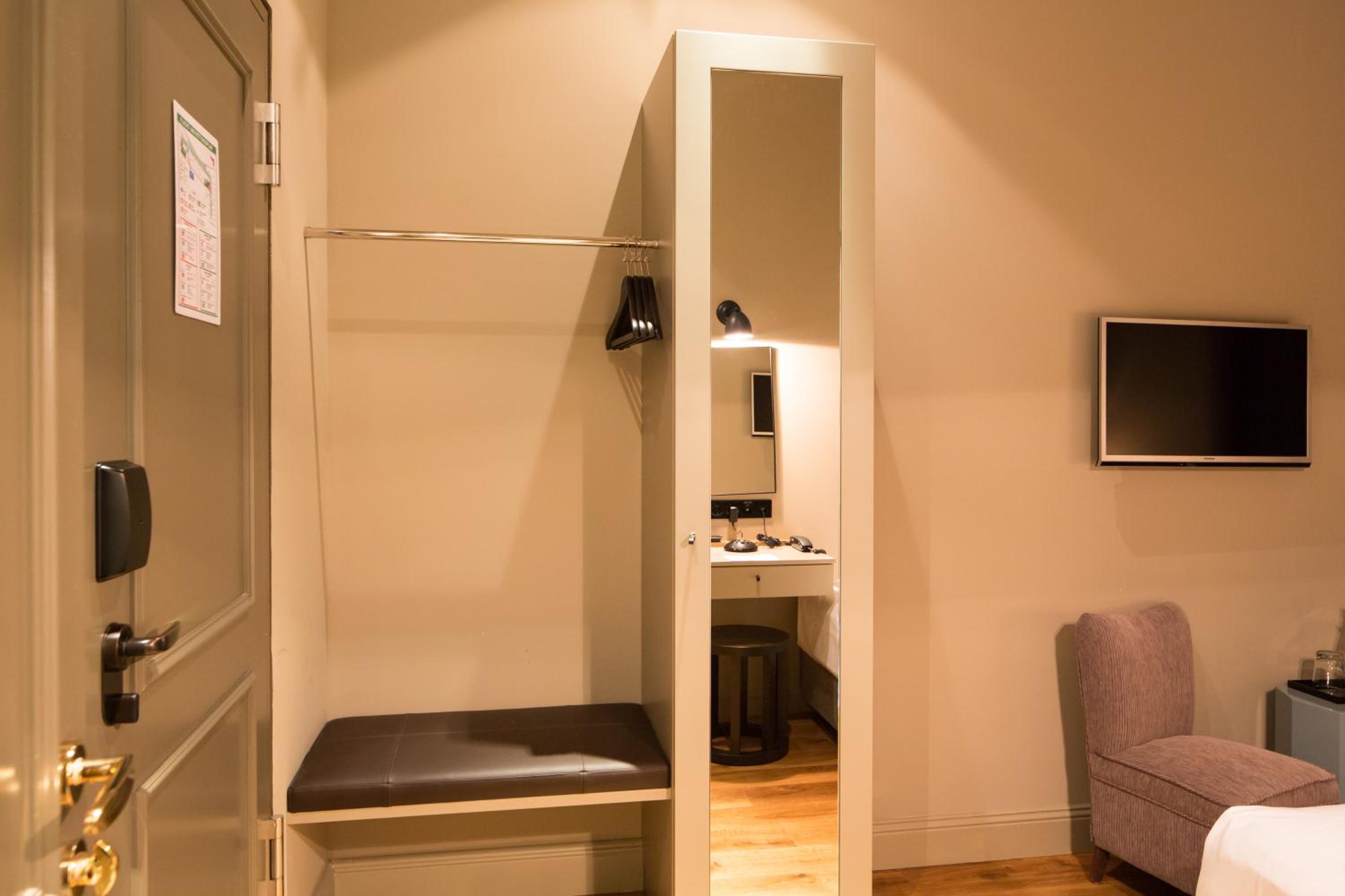 Comfort Single Room - Photo 2