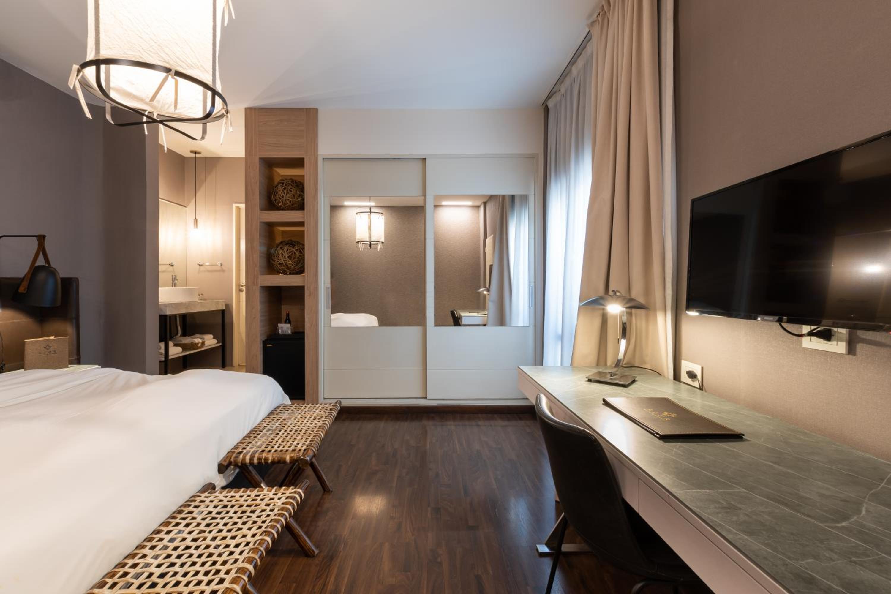 Classic Double Room