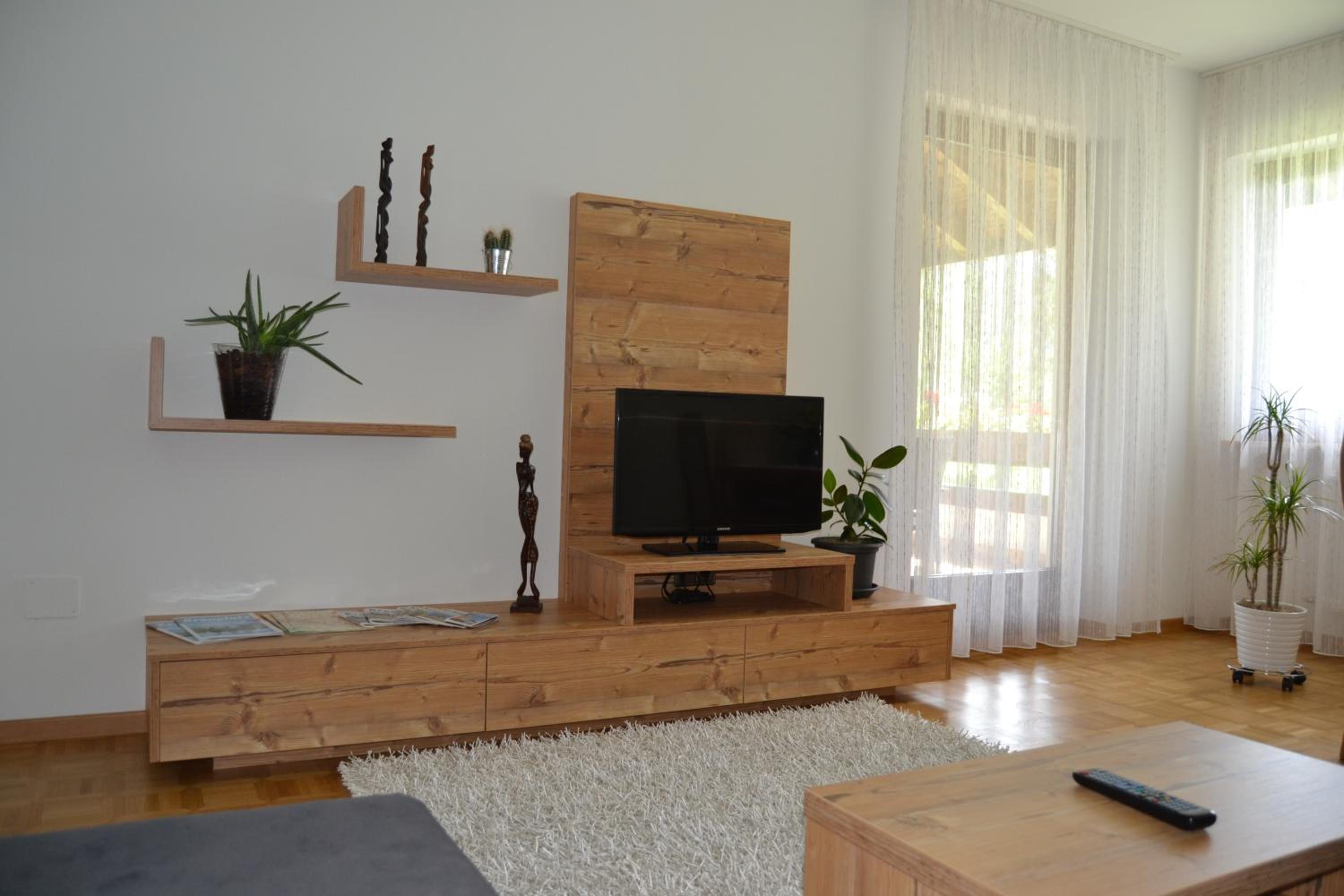 Three-Bedroom Apartment photo 1