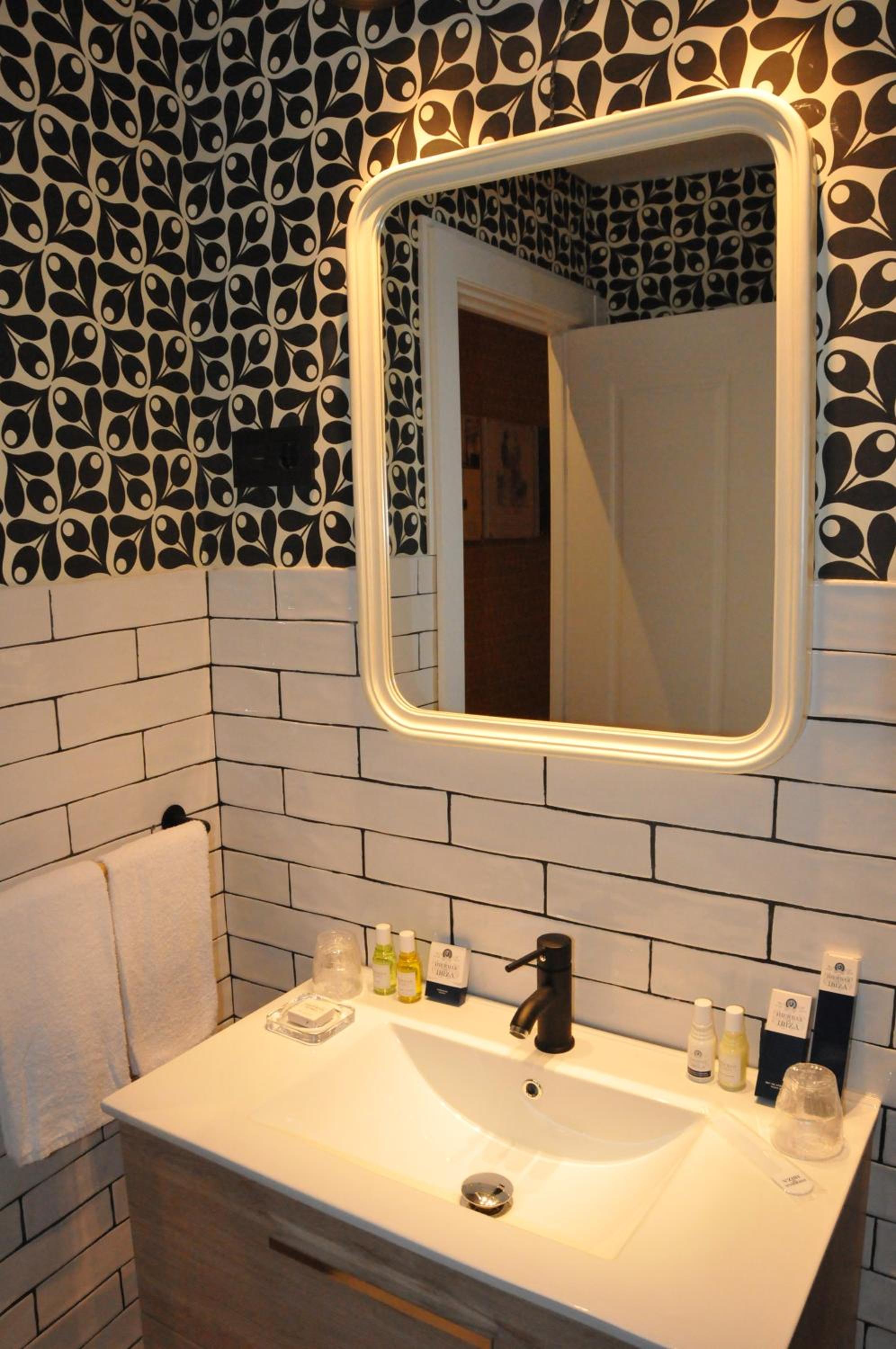 Apartment - Photo 12