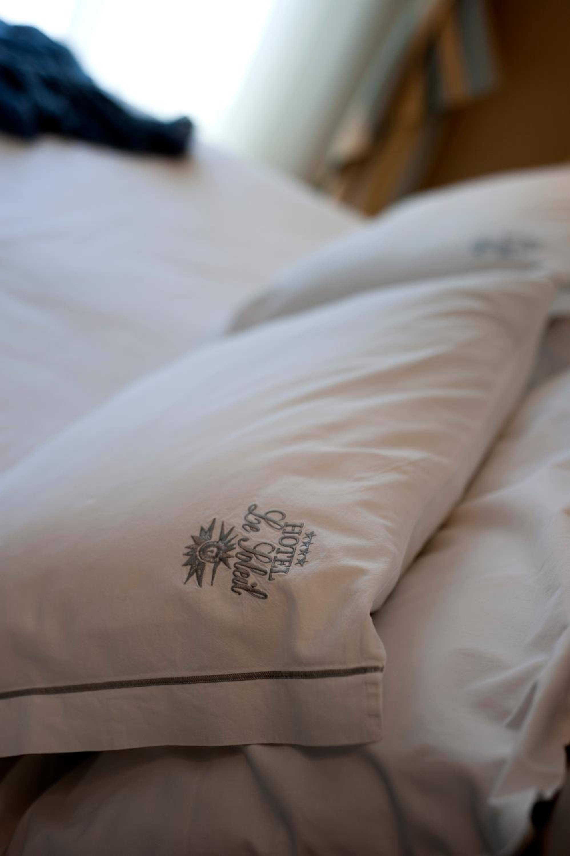 Double or Twin Room with Sea View - Photo 2