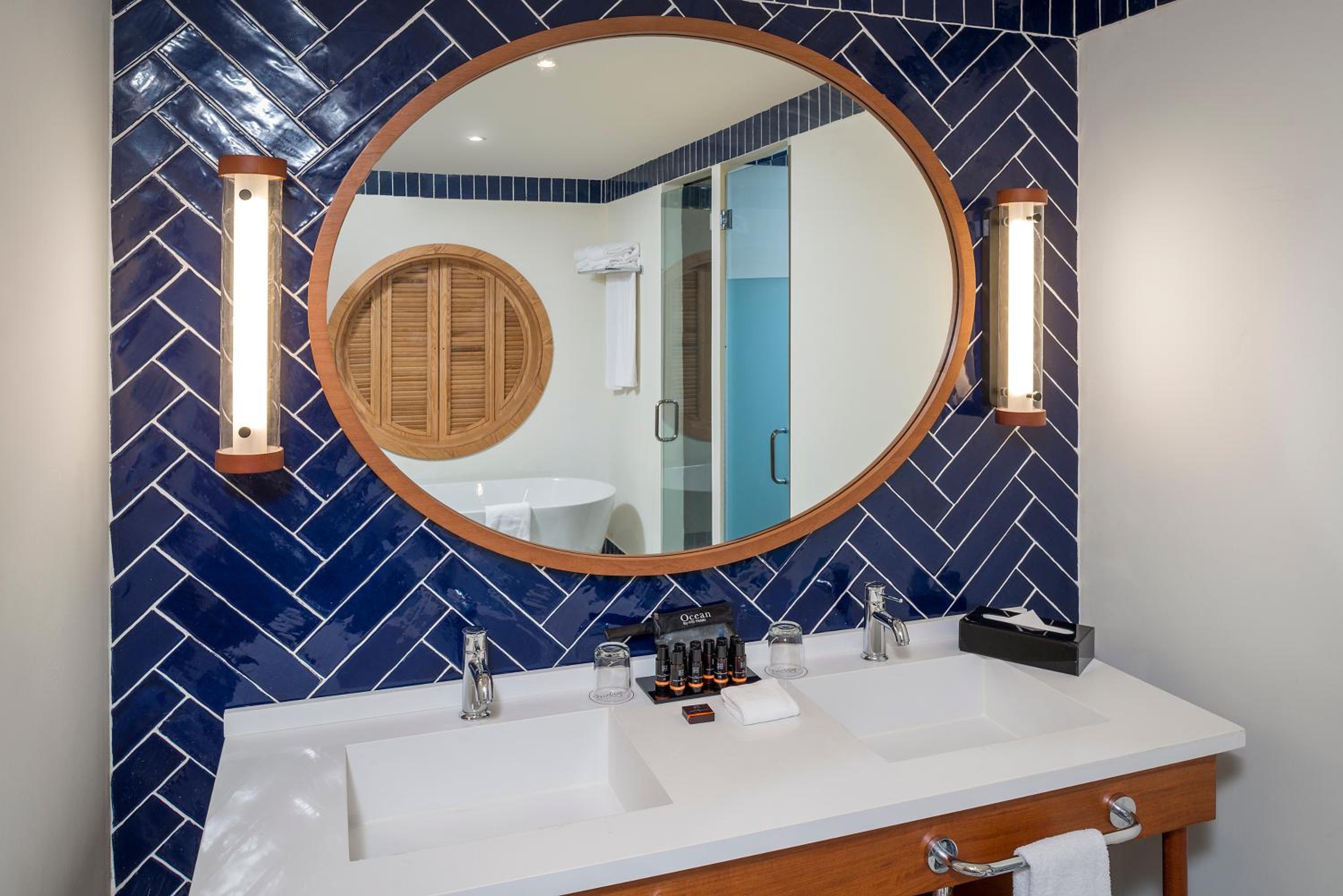 Privilege Royal Master Suite Ocean Front Single