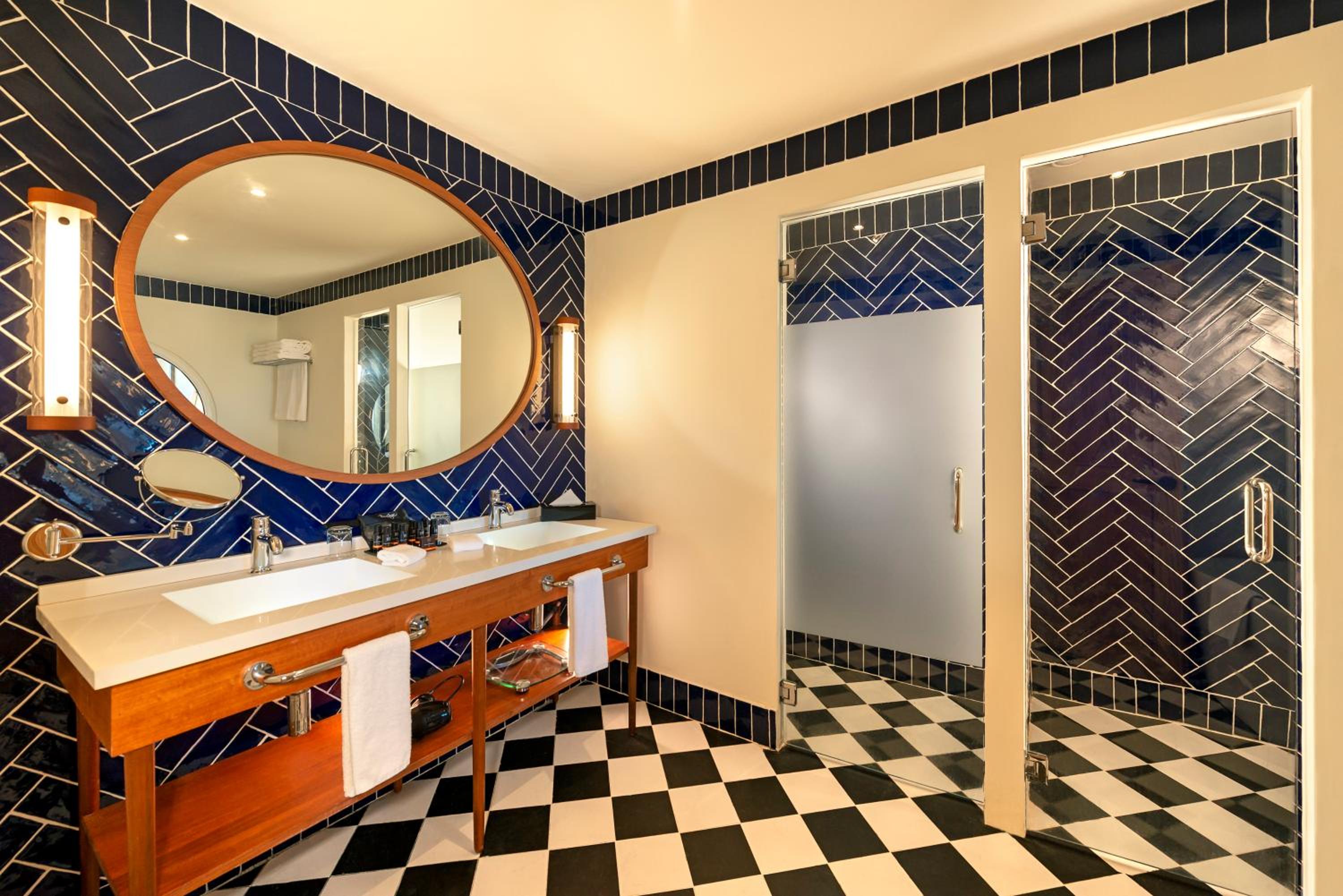 Privilege Royal Master Suite Ocean Front