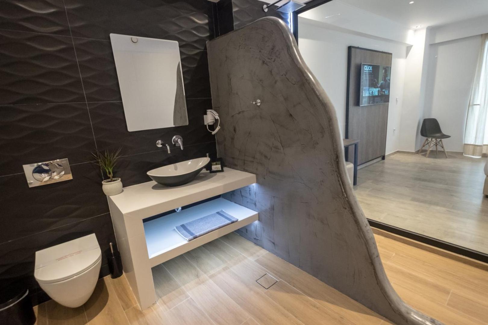 Junior Suite - Photo 11
