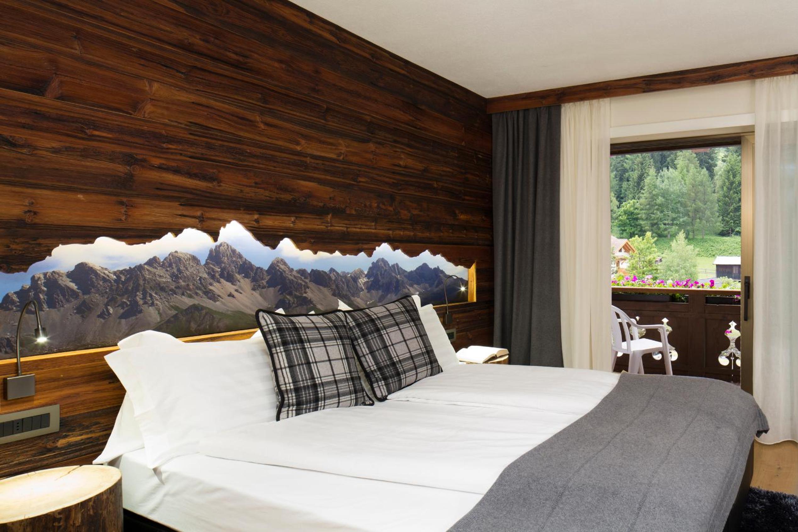Suite with Balcony photo 3