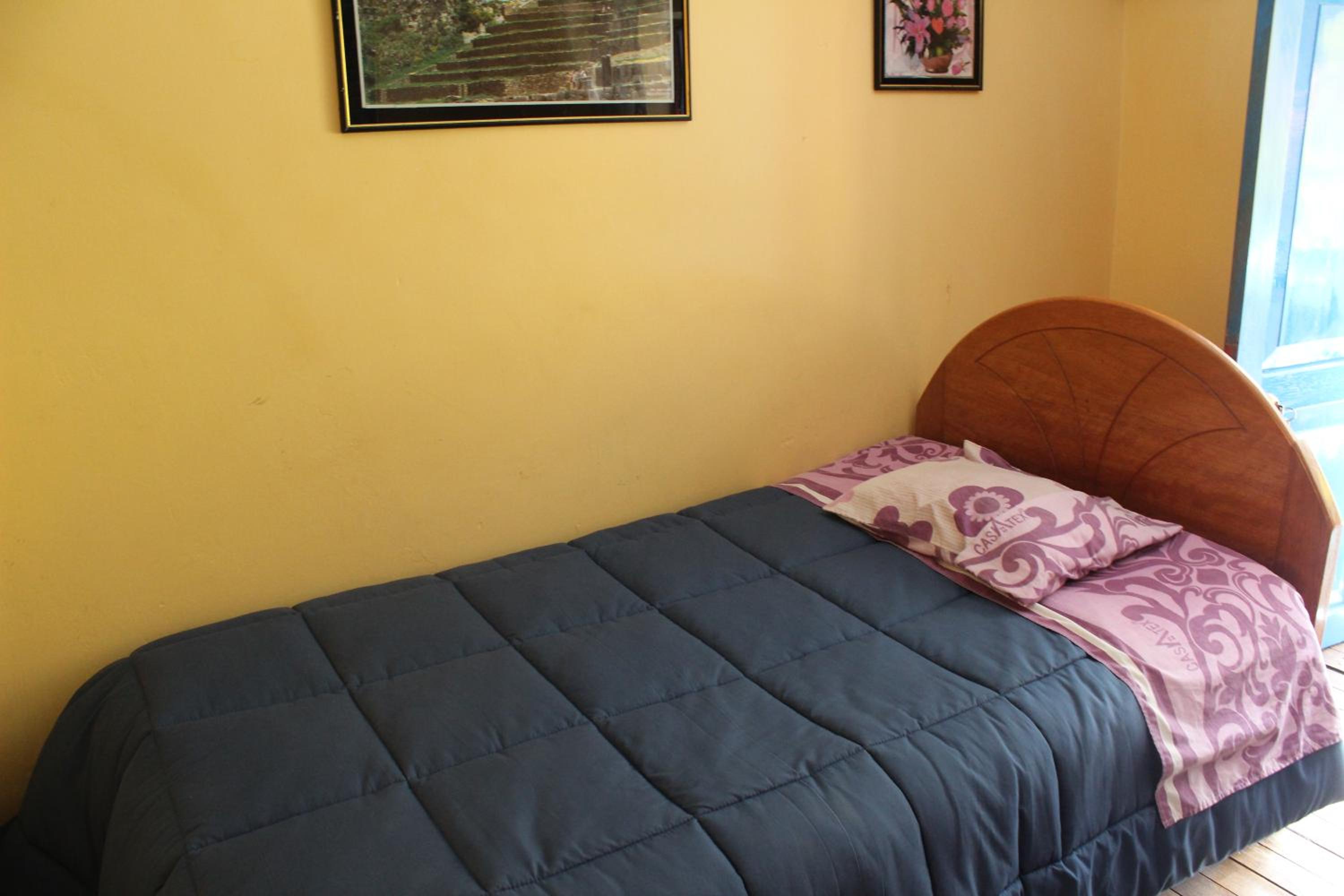 Quadruple Room with Private Bathroom photo 3