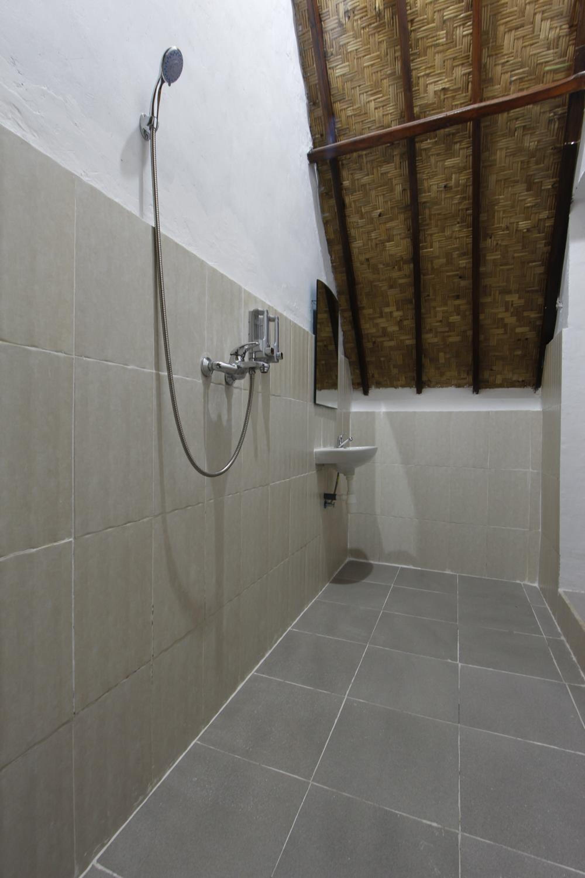 Double Room with Garden View - Photo 2