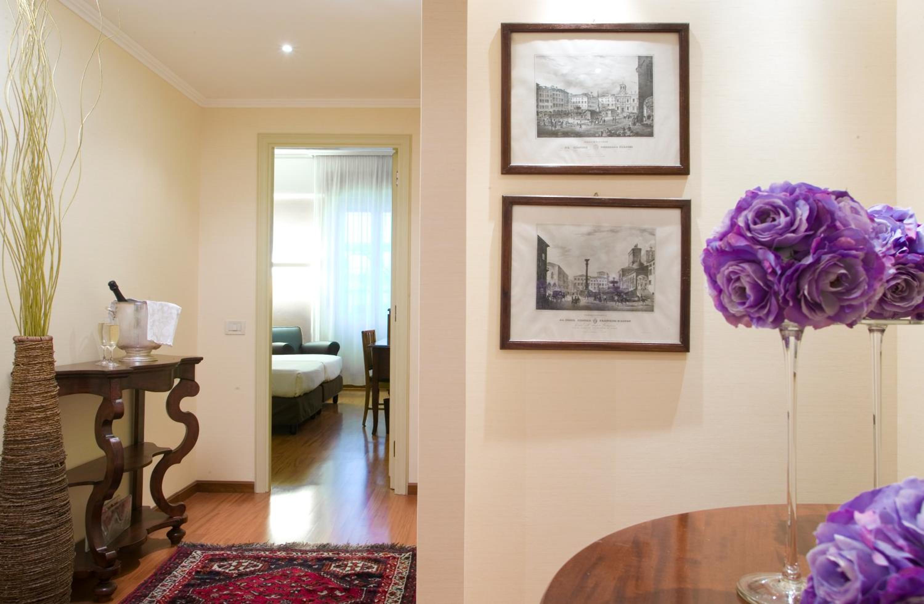 Junior Suite - Photo 11