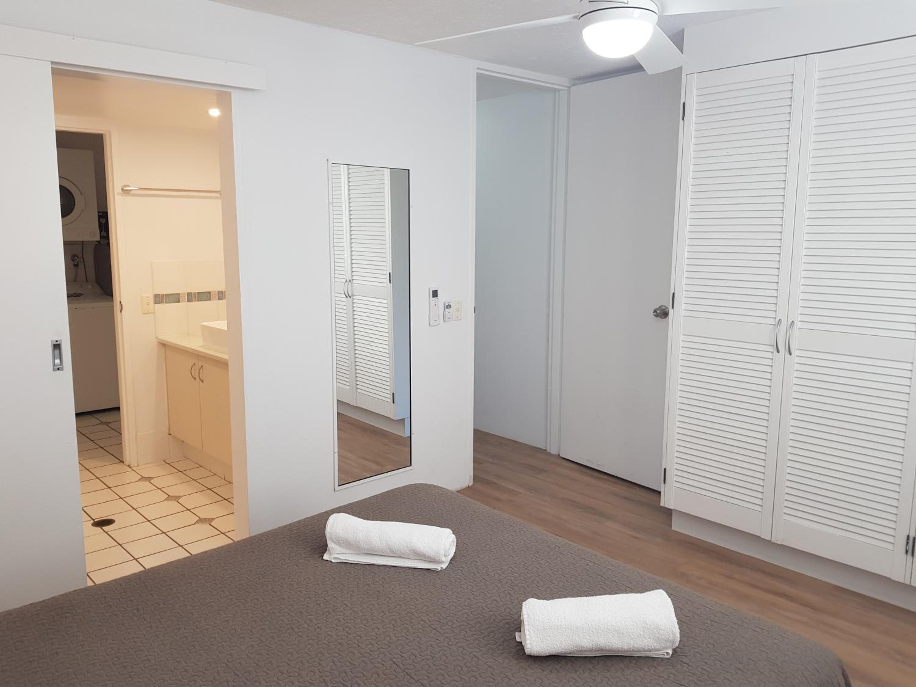 Three-Bedroom Apartment with Ocean View photo 2