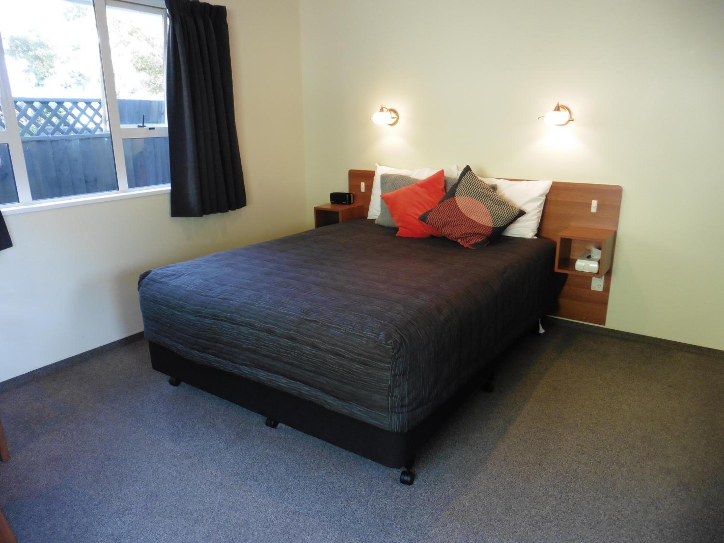 Queen Room (No Kitchen facility) photo 2