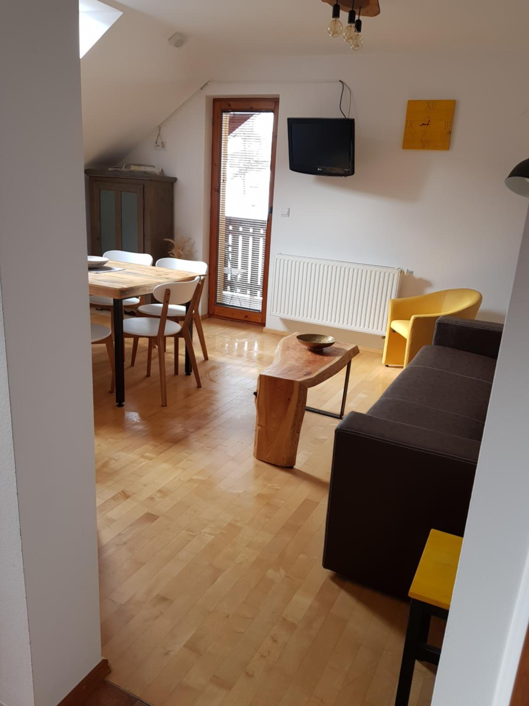 Duplex One-Bedroom Apartment with Balcony photo 1