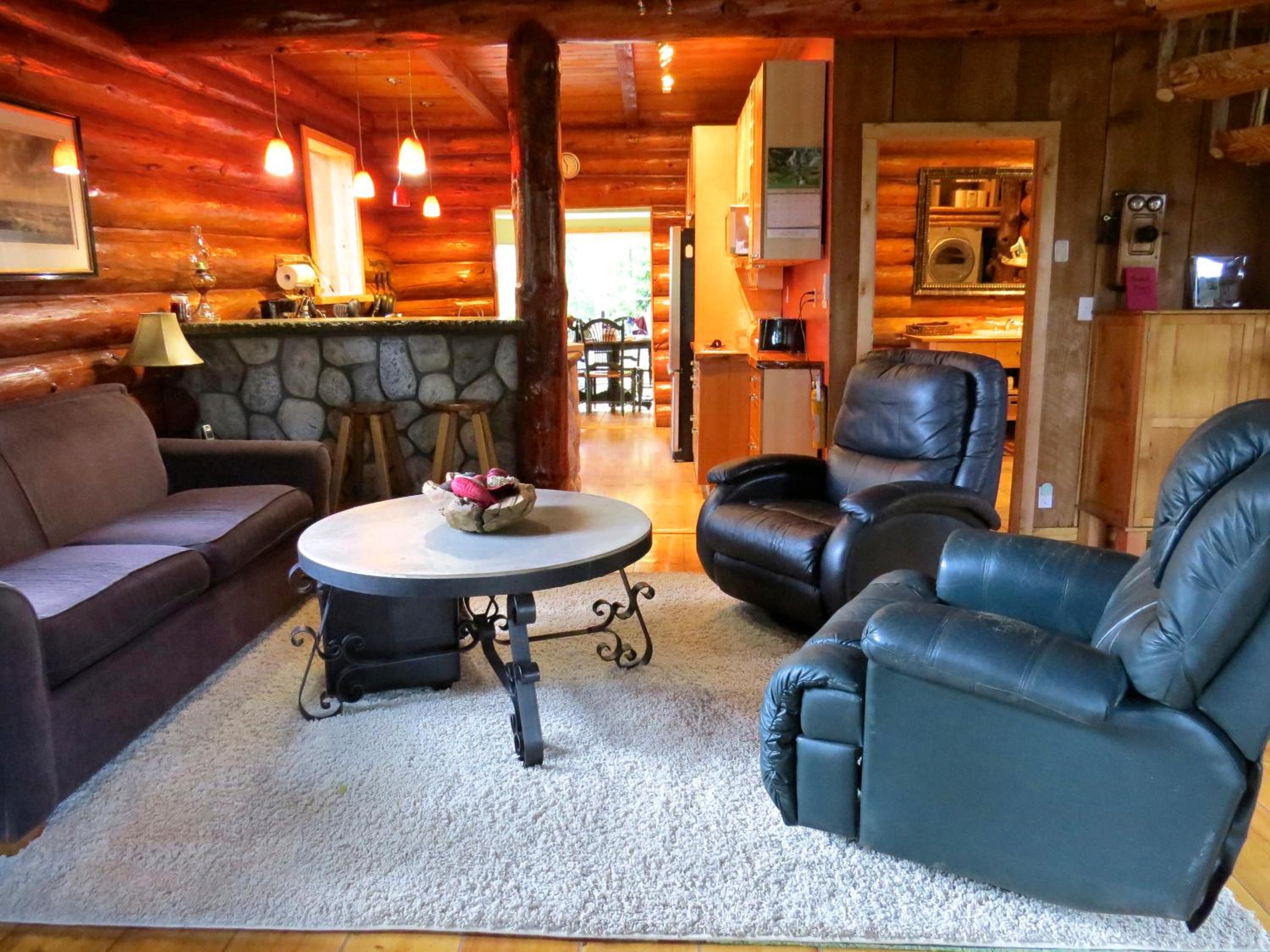 Three-Bedroom House photo 2