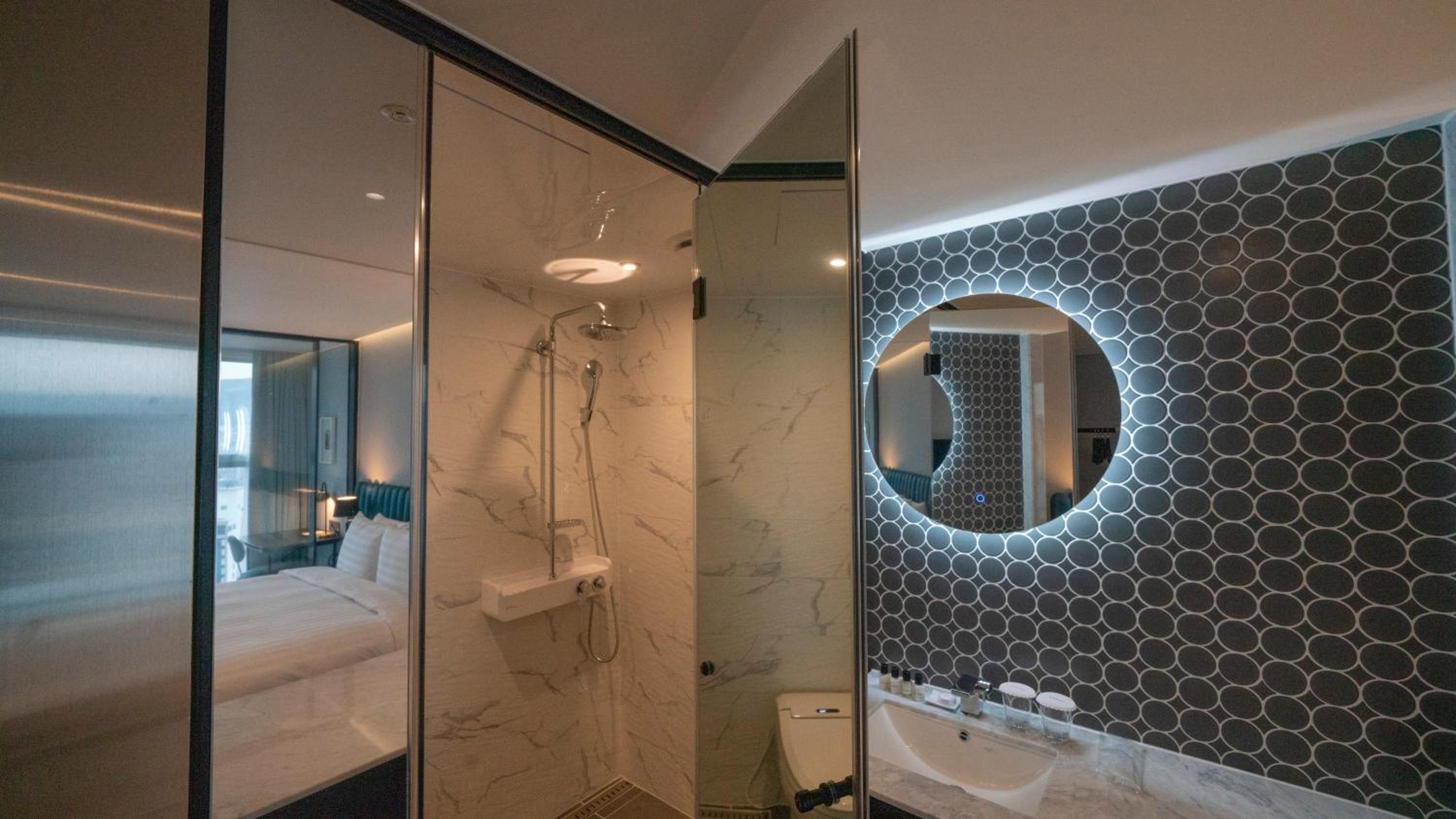 Deluxe Double Room with Ocean View - Photo 14