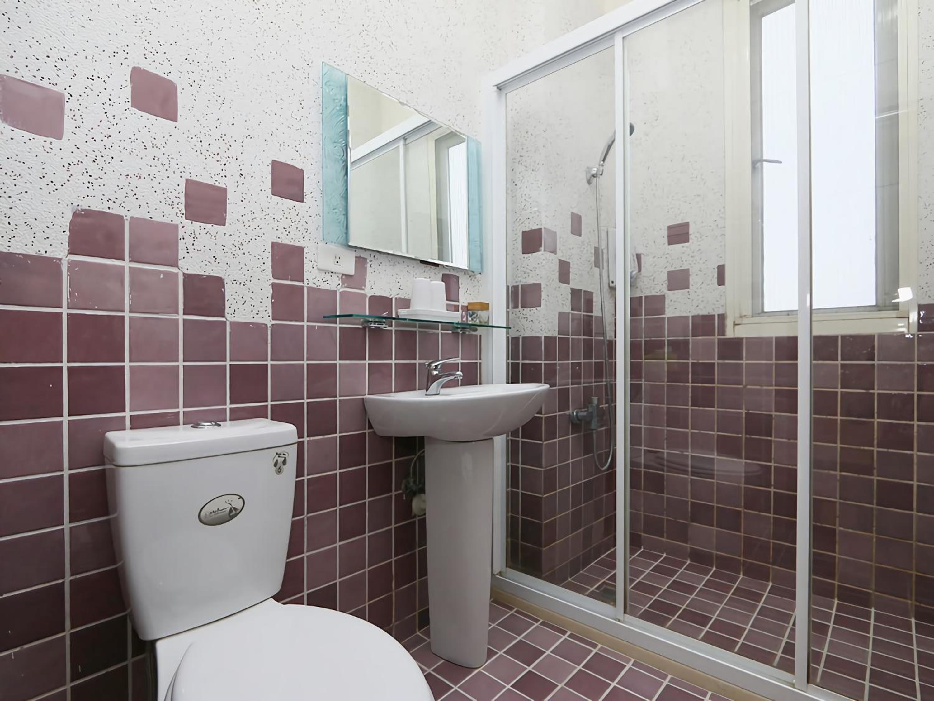 Quadruple Room - Photo 5