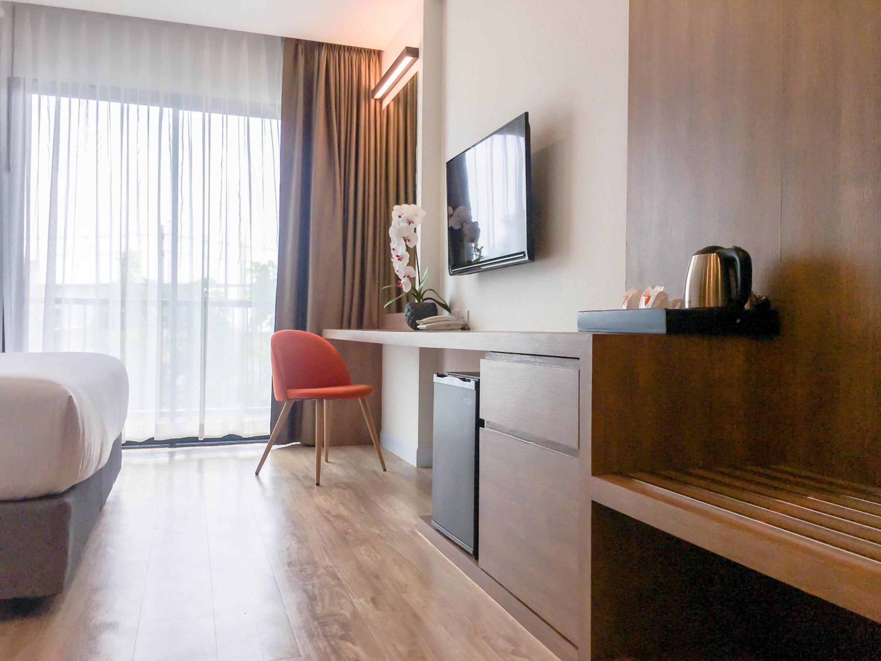 Deluxe Double Room - Photo 10