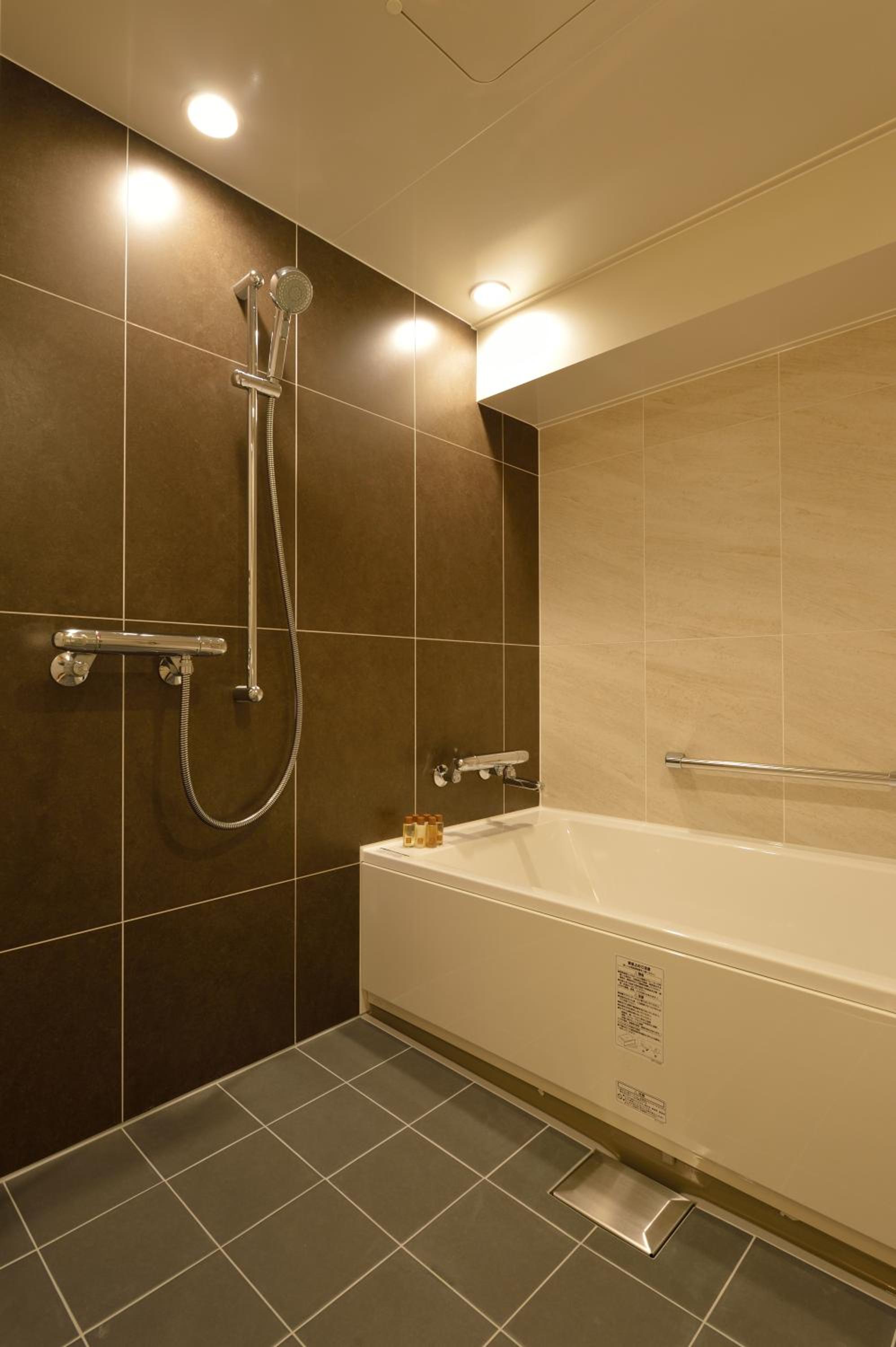 Luxury Hollywood Twin Room with Fitness Center Access - Non-Smoking (44.4㎡) - Photo 7