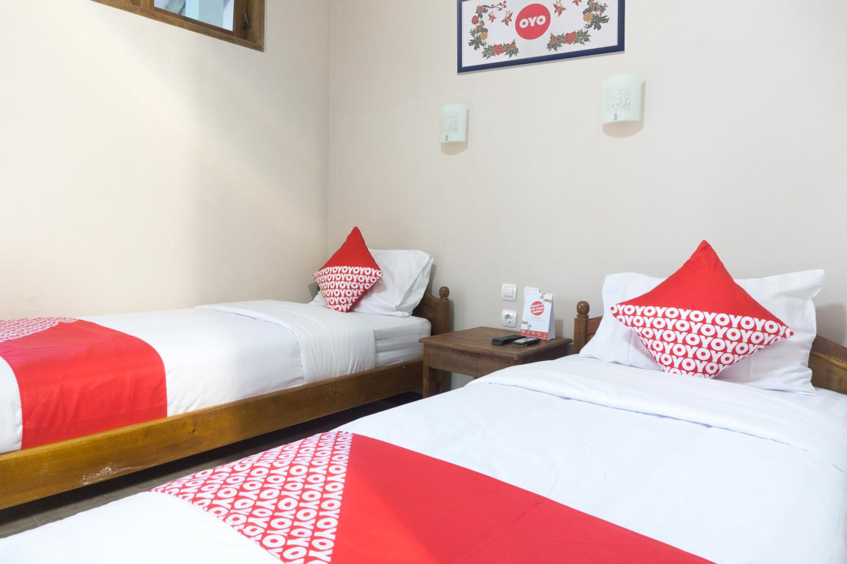 Standard Twin Room - Photo 4