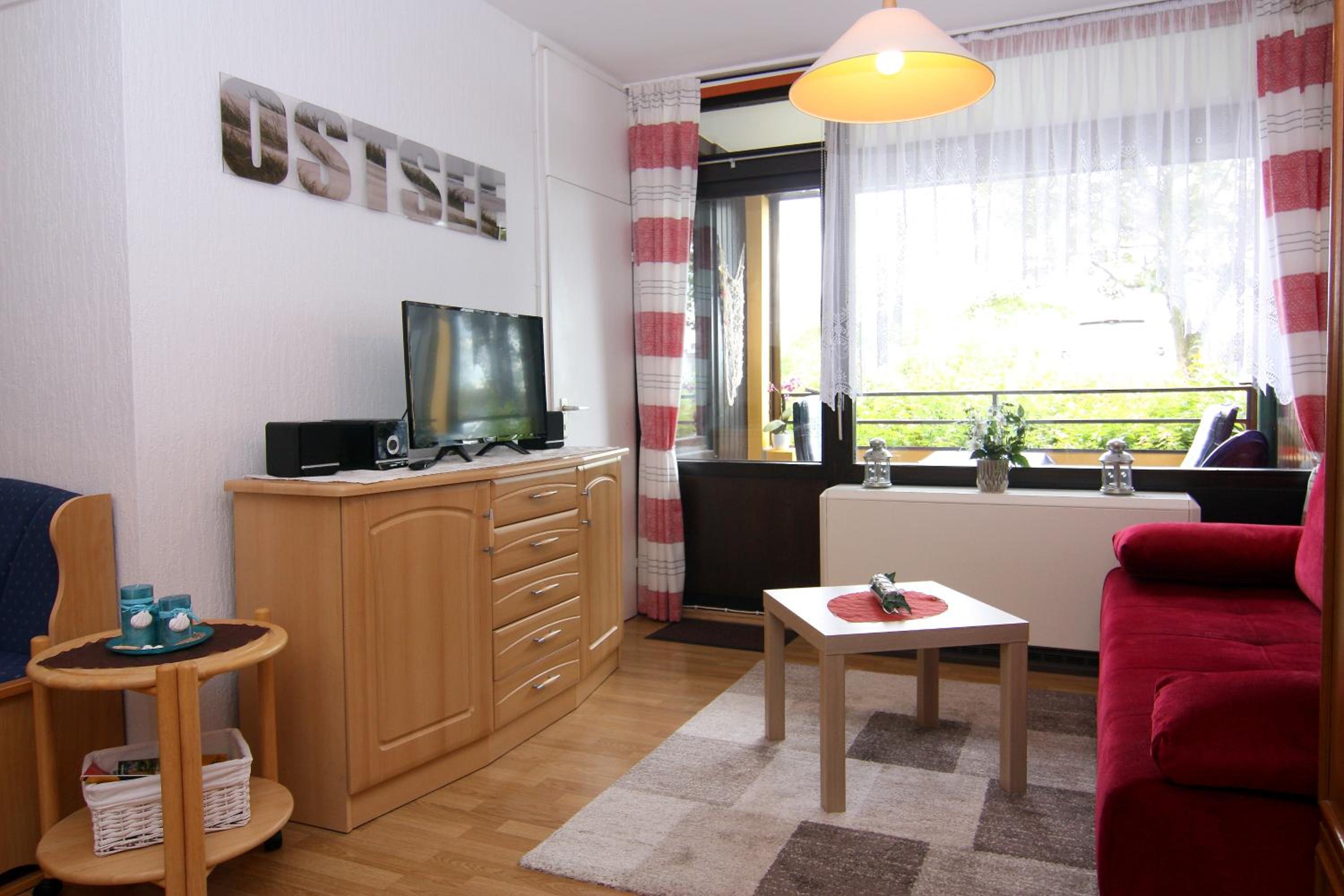 Apartment with Balcony photo 1