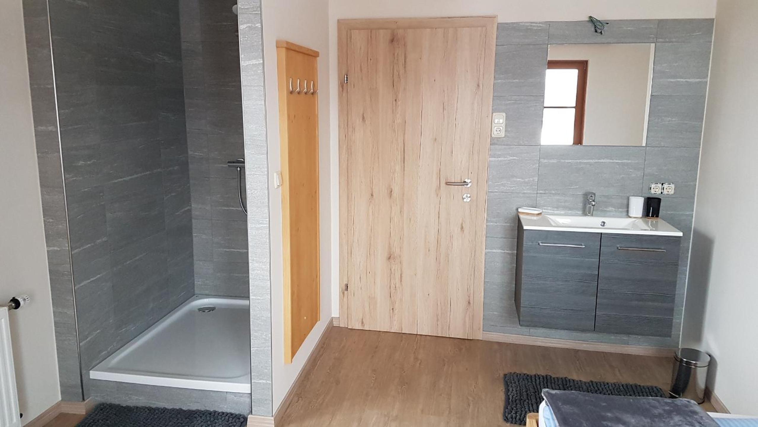 Four-Bedroom House photo 2