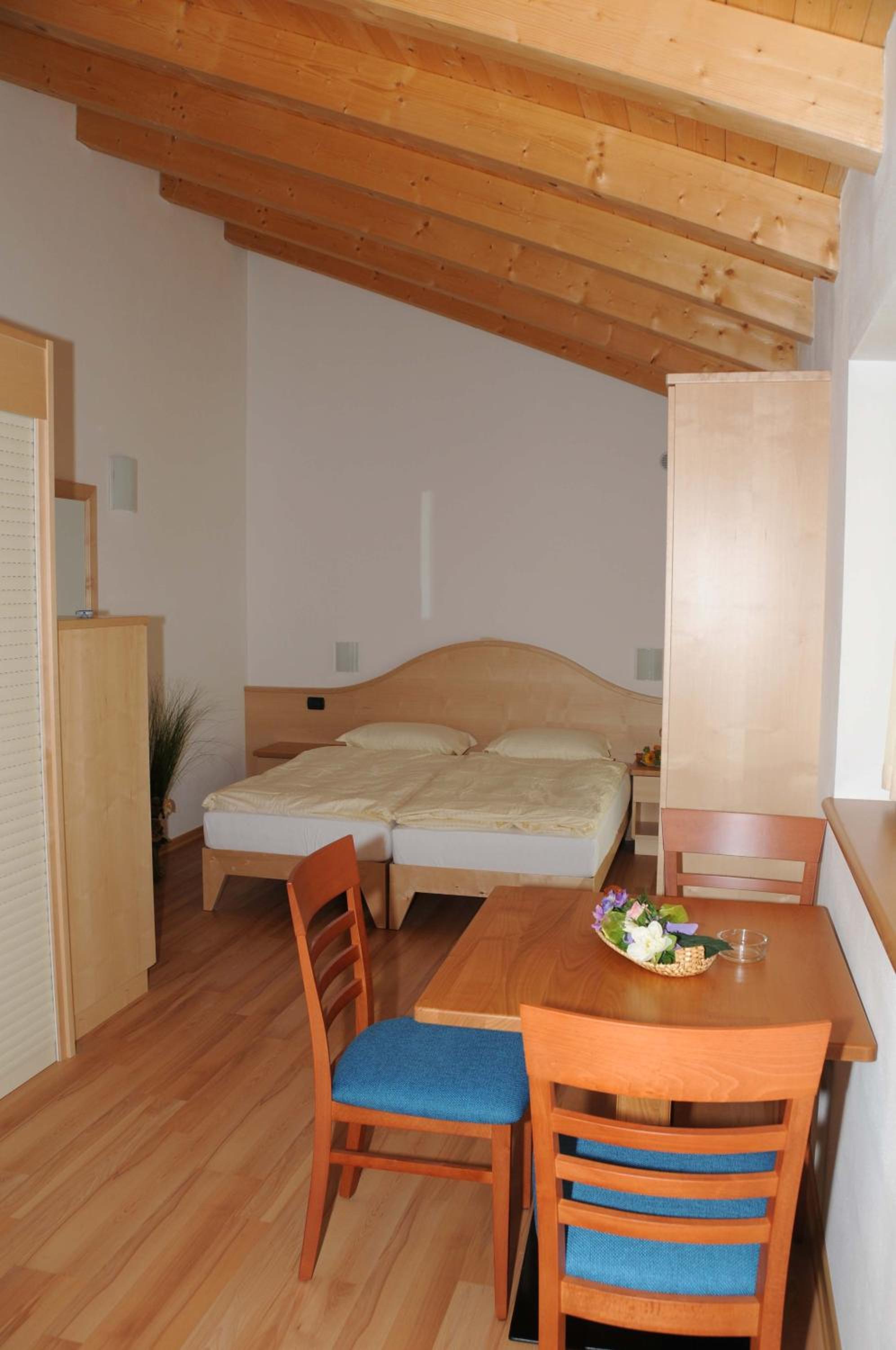 Double or Twin Room photo 2