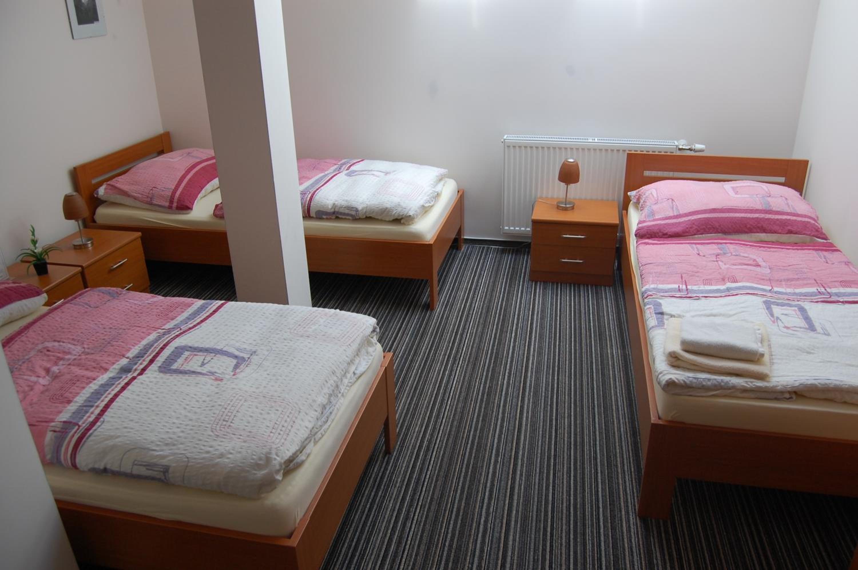 Basic Triple Room - Photo 2