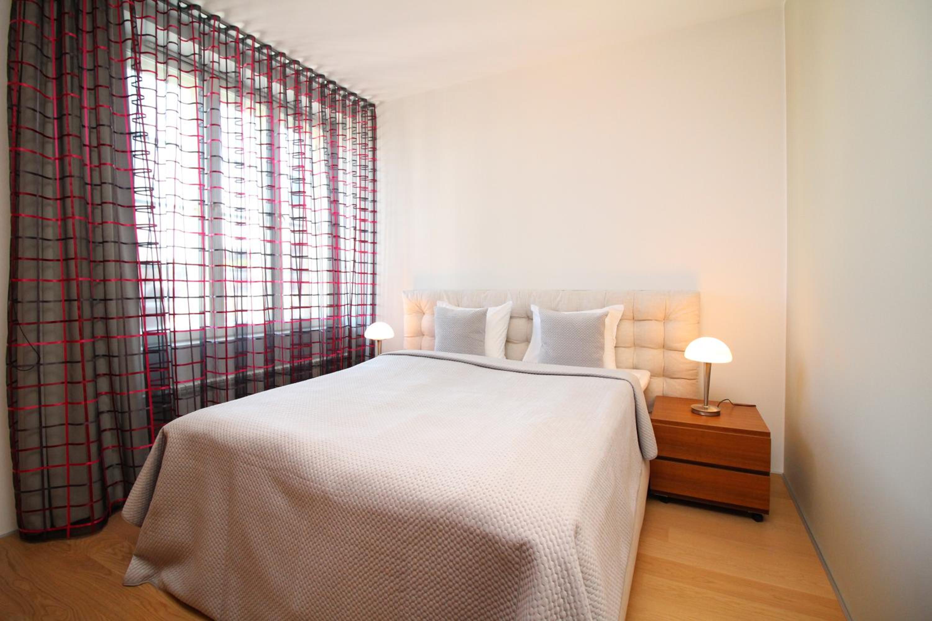 Luxury Two-Bedroom Apartment with View - Photo 3