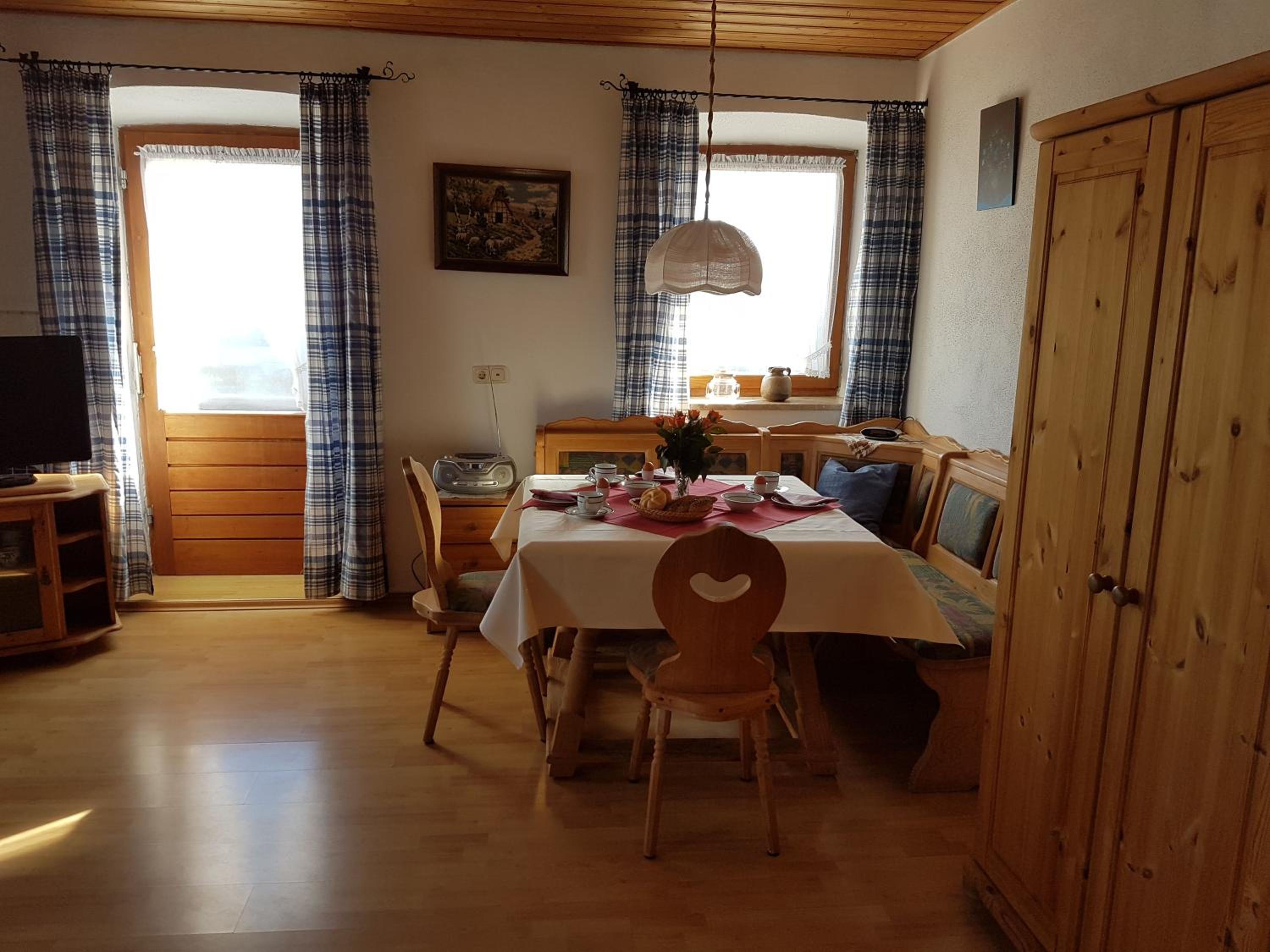 Apartment with Balcony photo 3
