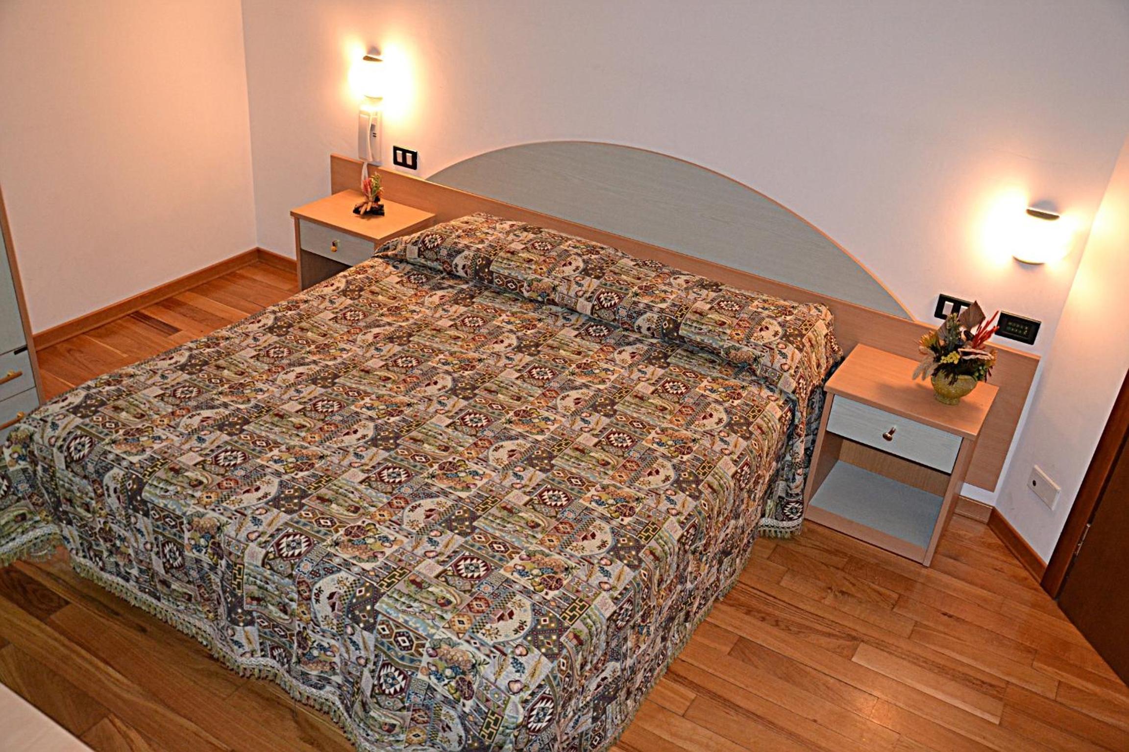 Double or Twin Room photo 1