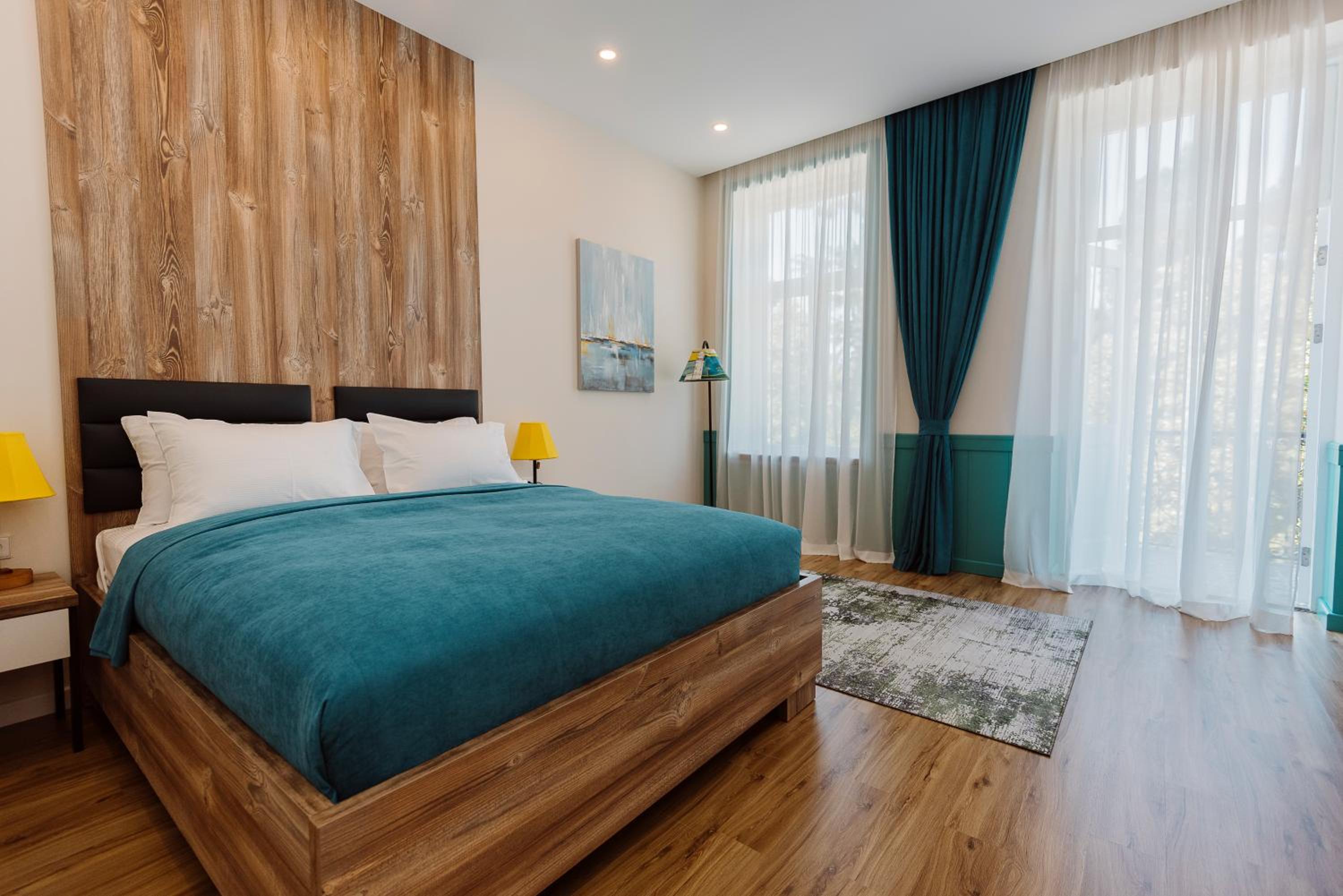 King Room with Balcony - Photo 1