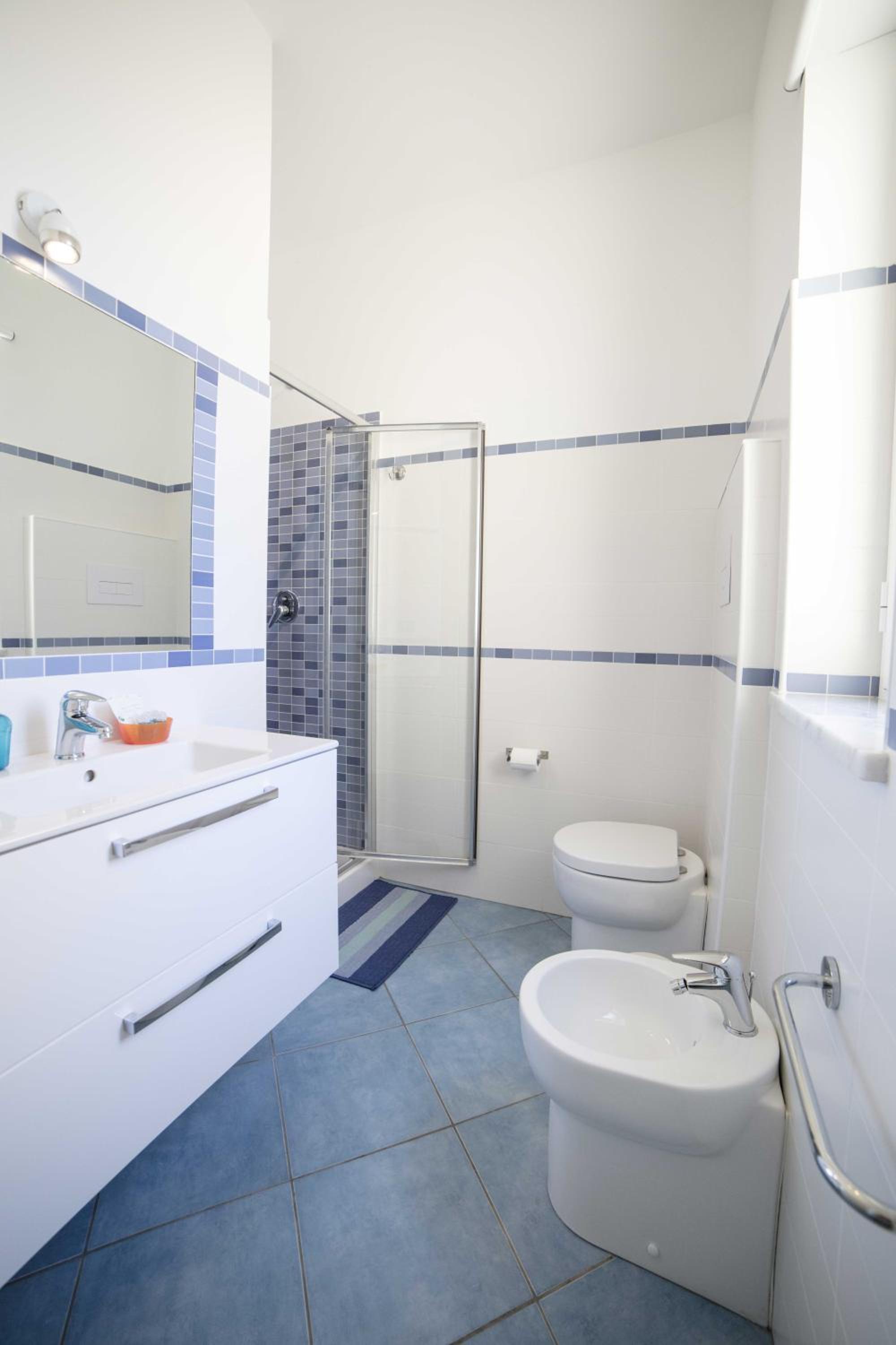 Deluxe Double Room with Sea View - Photo 15