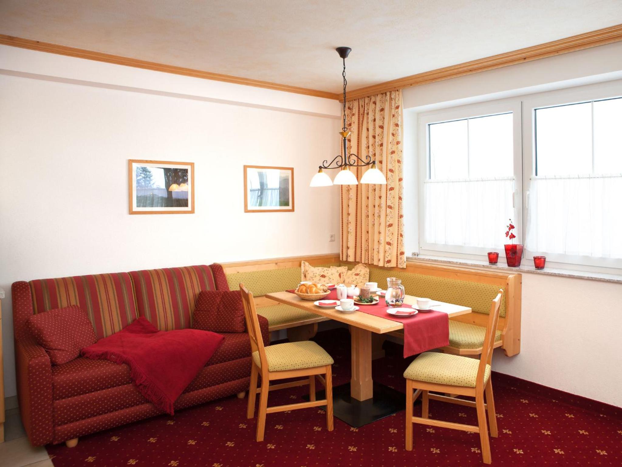 Two-Bedroom Apartment with Balcony photo 3