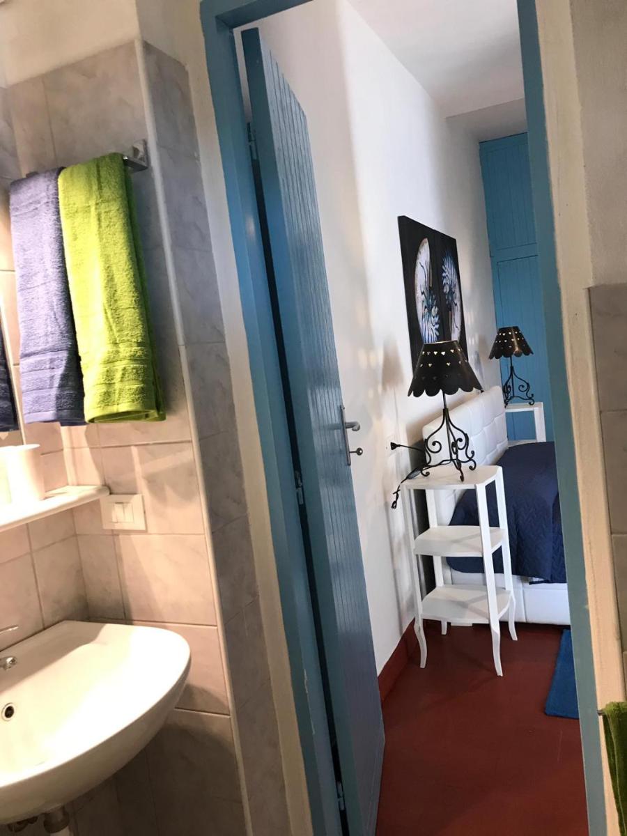 Studio Apartment photo 1