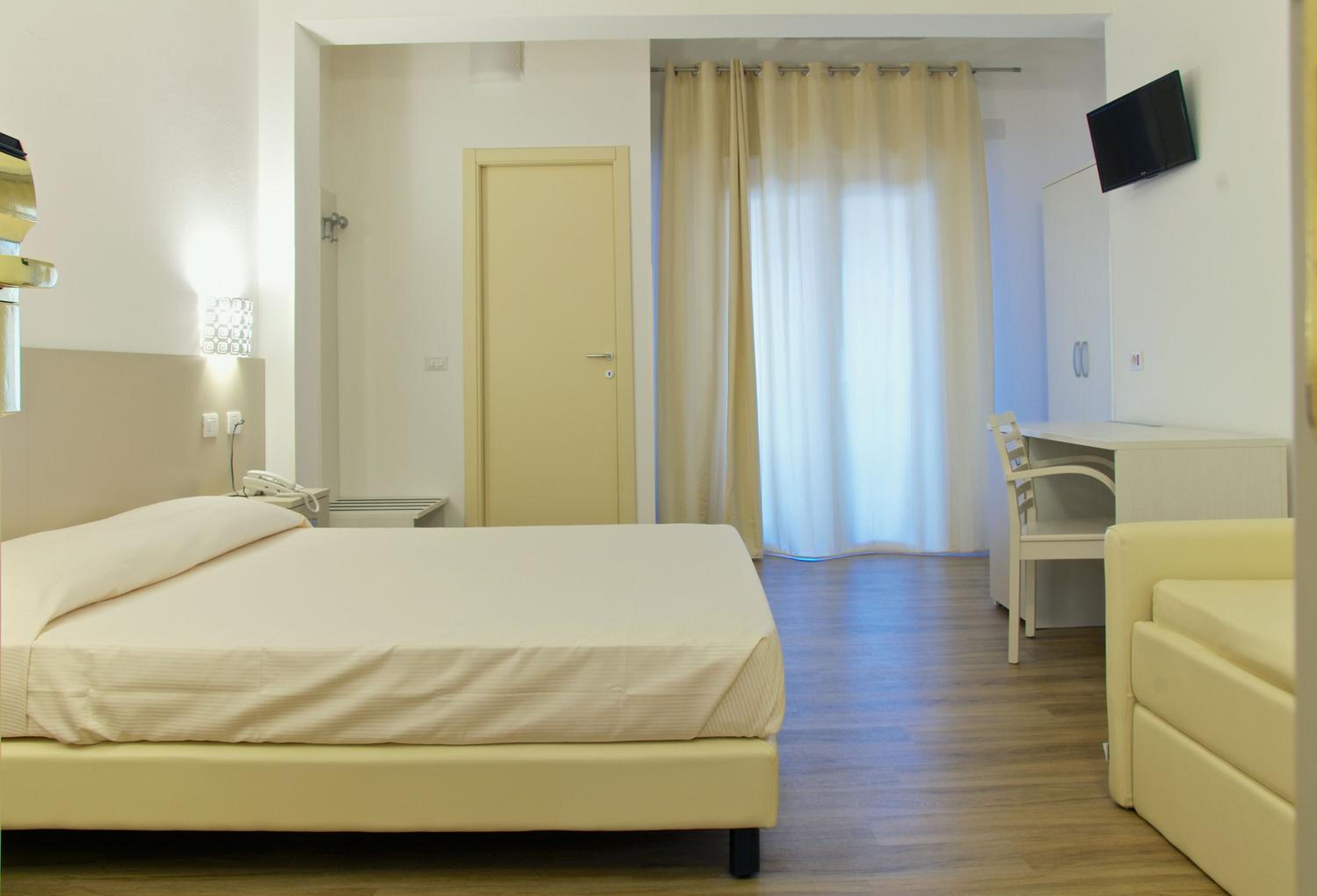 Quadruple Room photo 2